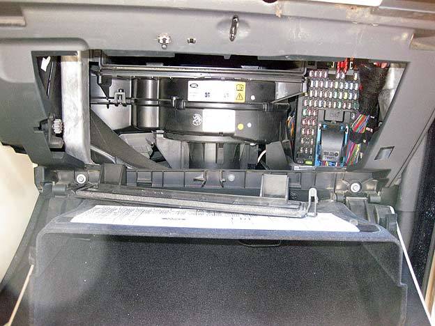 rear wiper fuse? - Land Rover Forums ...