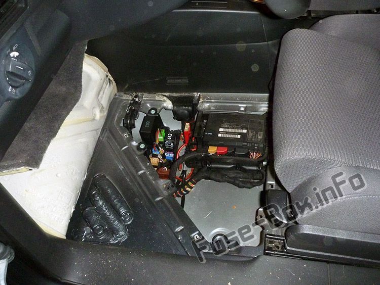 Fuse Box Layout Audi A3 | schematic and wiring diagram