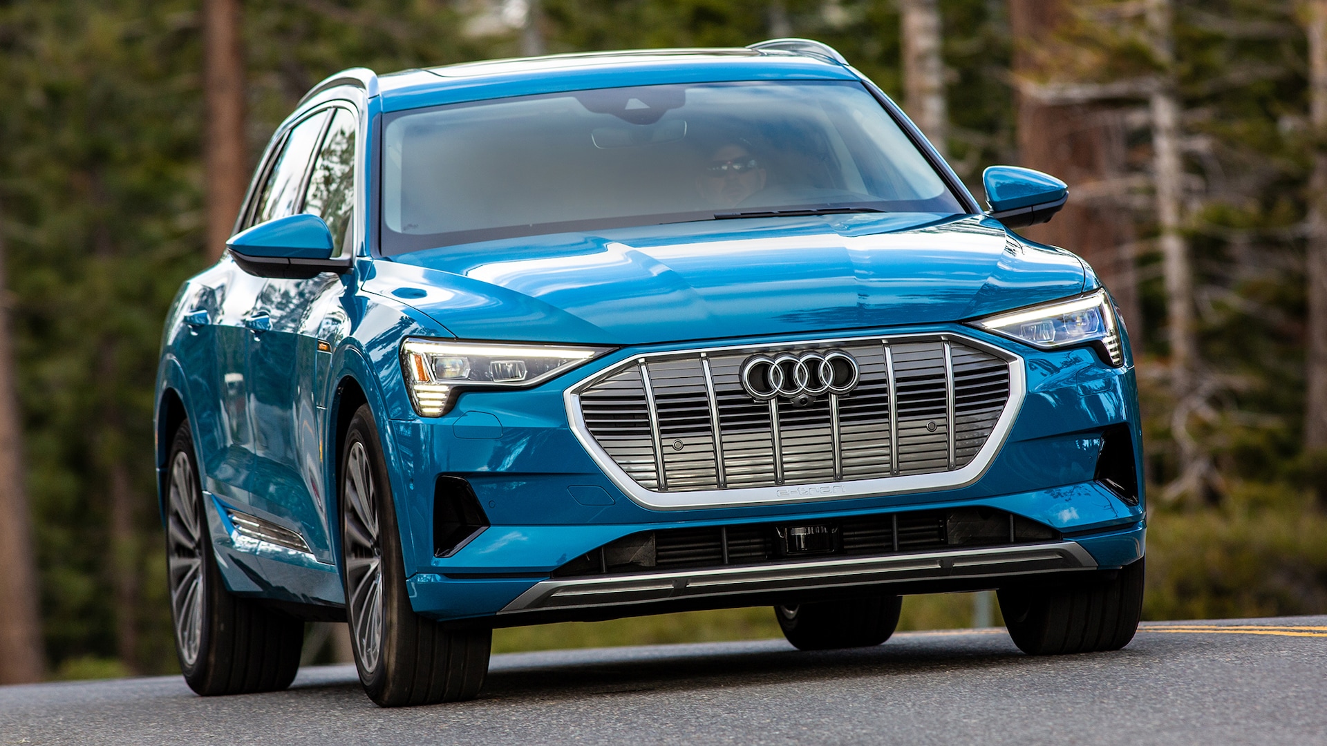 2022 Audi E-Tron Buyer's Guide: Reviews ...