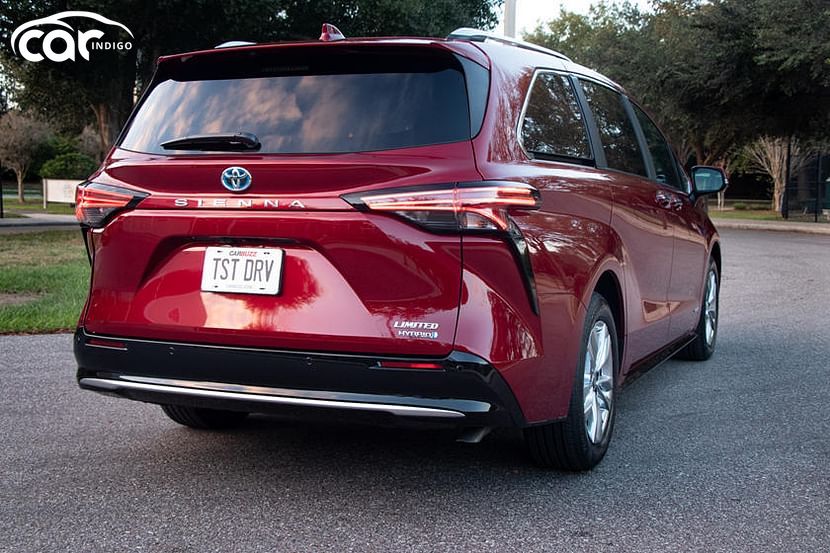 2022 Toyota Sienna hybrid Minivan Price, Review, Ratings ...