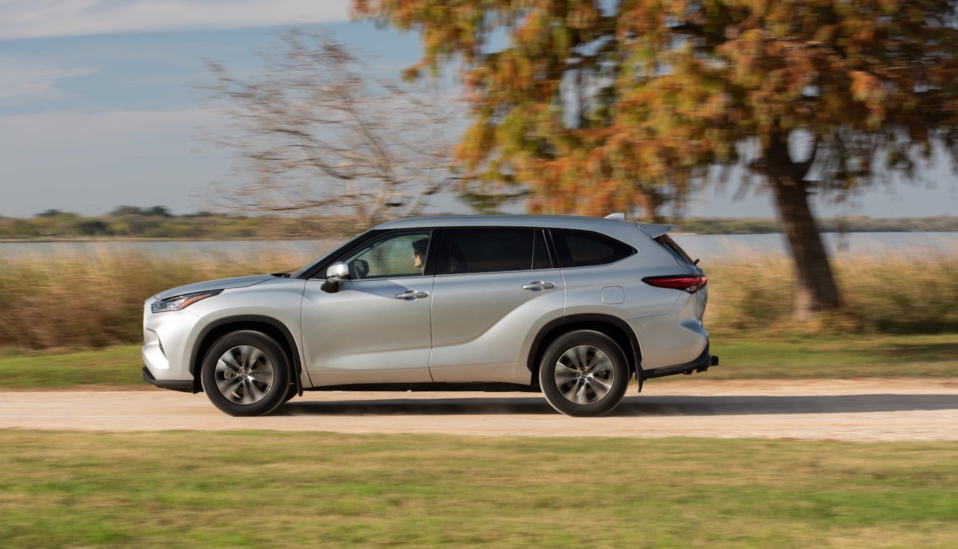 2022 Toyota Highlander Review, Ratings ...