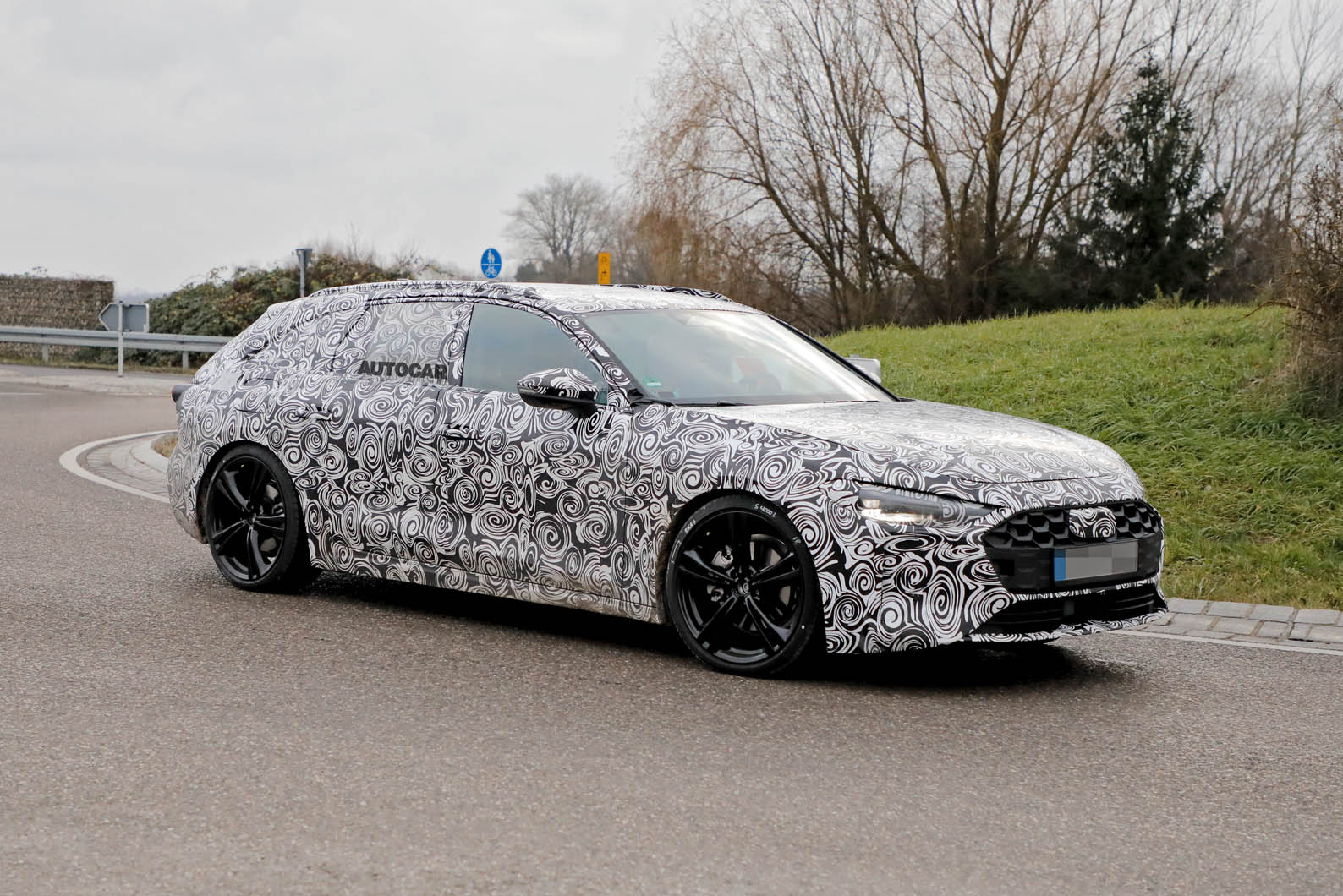 New 2023 Audi A4 Avant spotted as ...