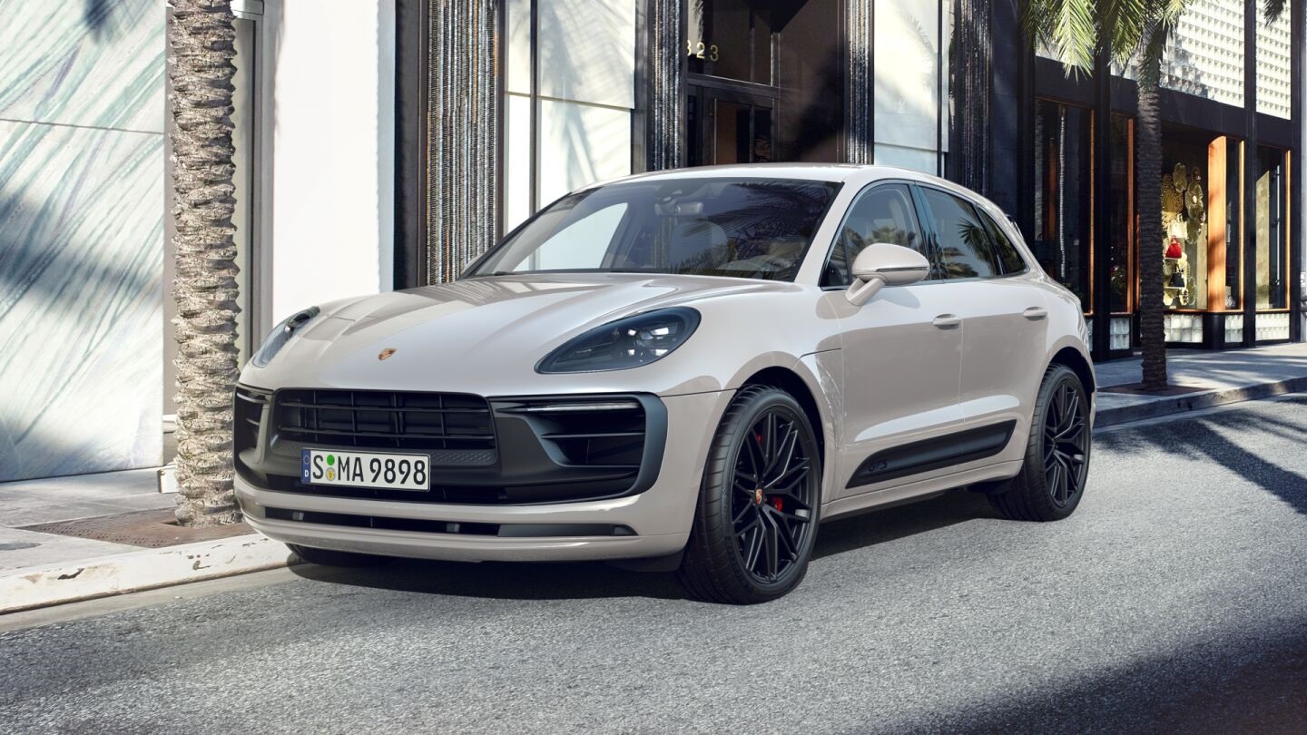 Fully Loaded 2022 Porsche Macan Cost ...