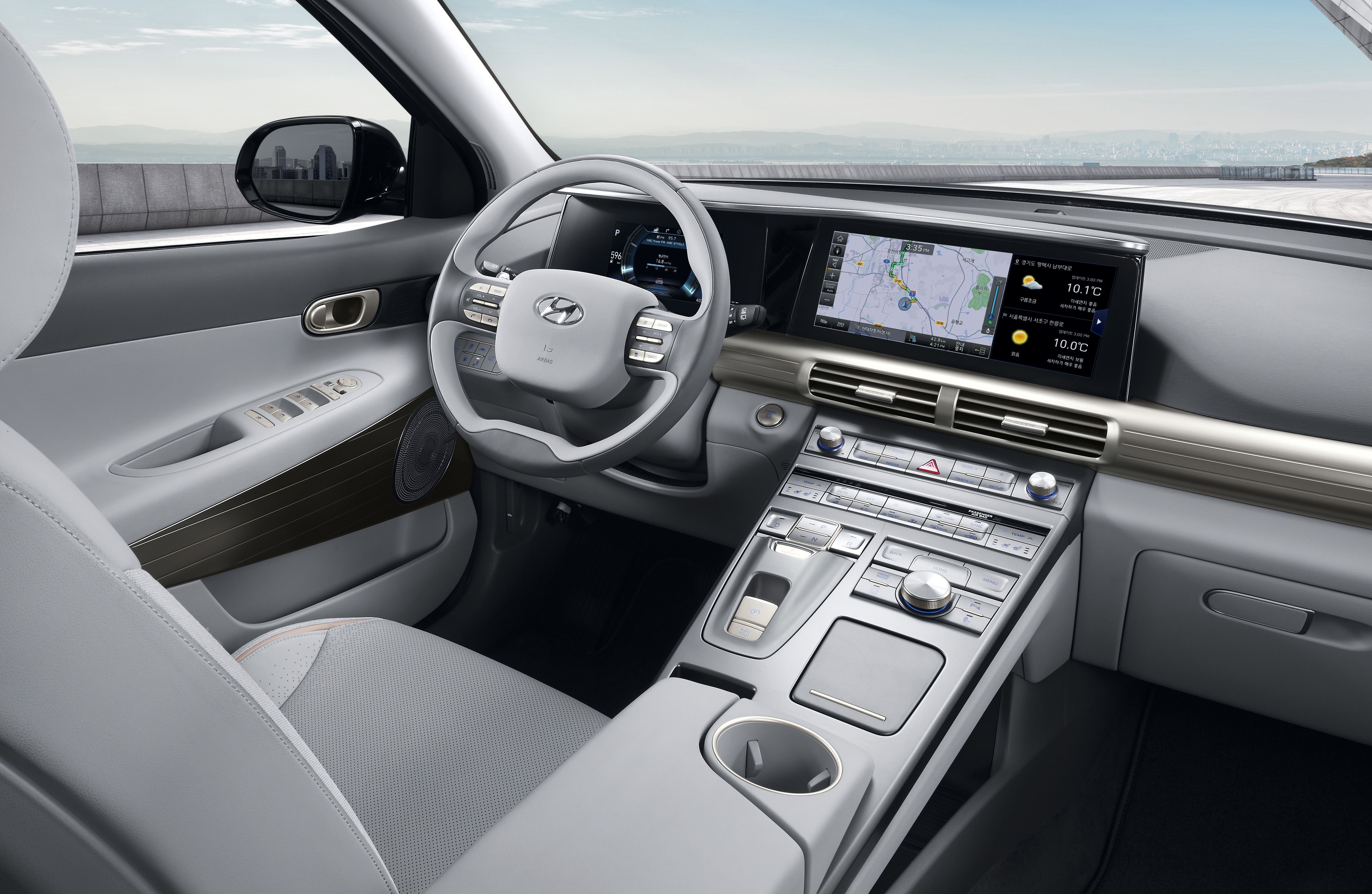 2022 Hyundai Nexo Review, Pricing, and ...