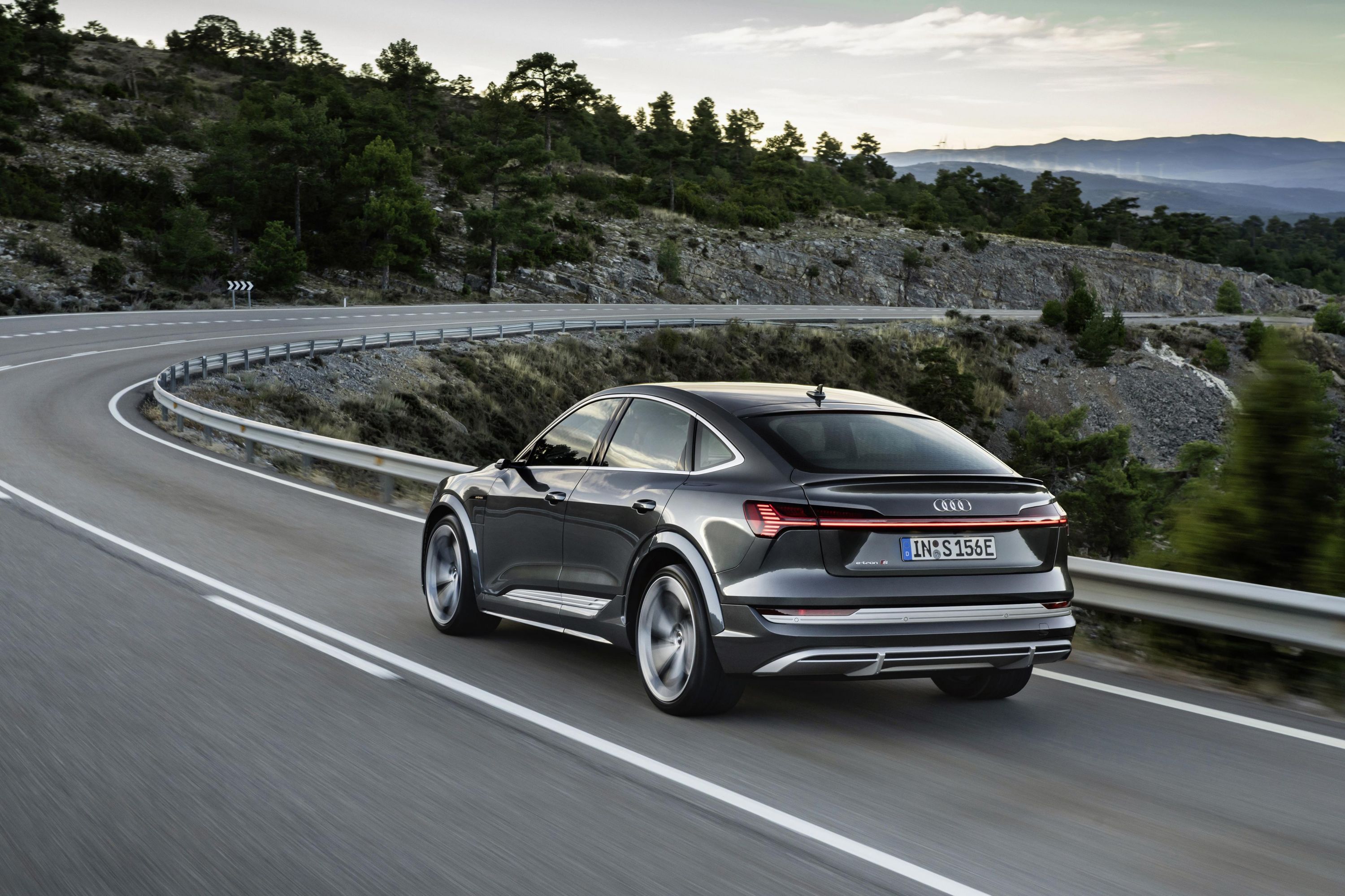 2022 Audi e-tron S priced from $165,600 ...