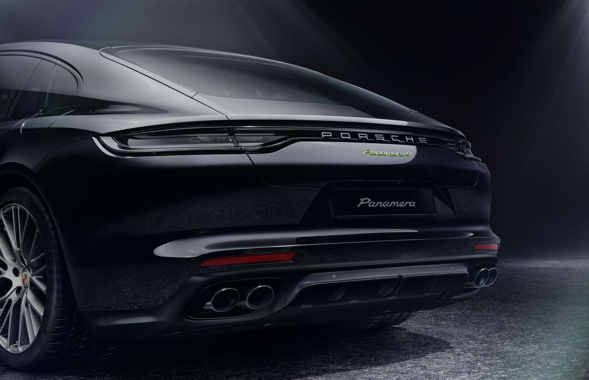 2022 Porsche Panamera Goes Platinum ...