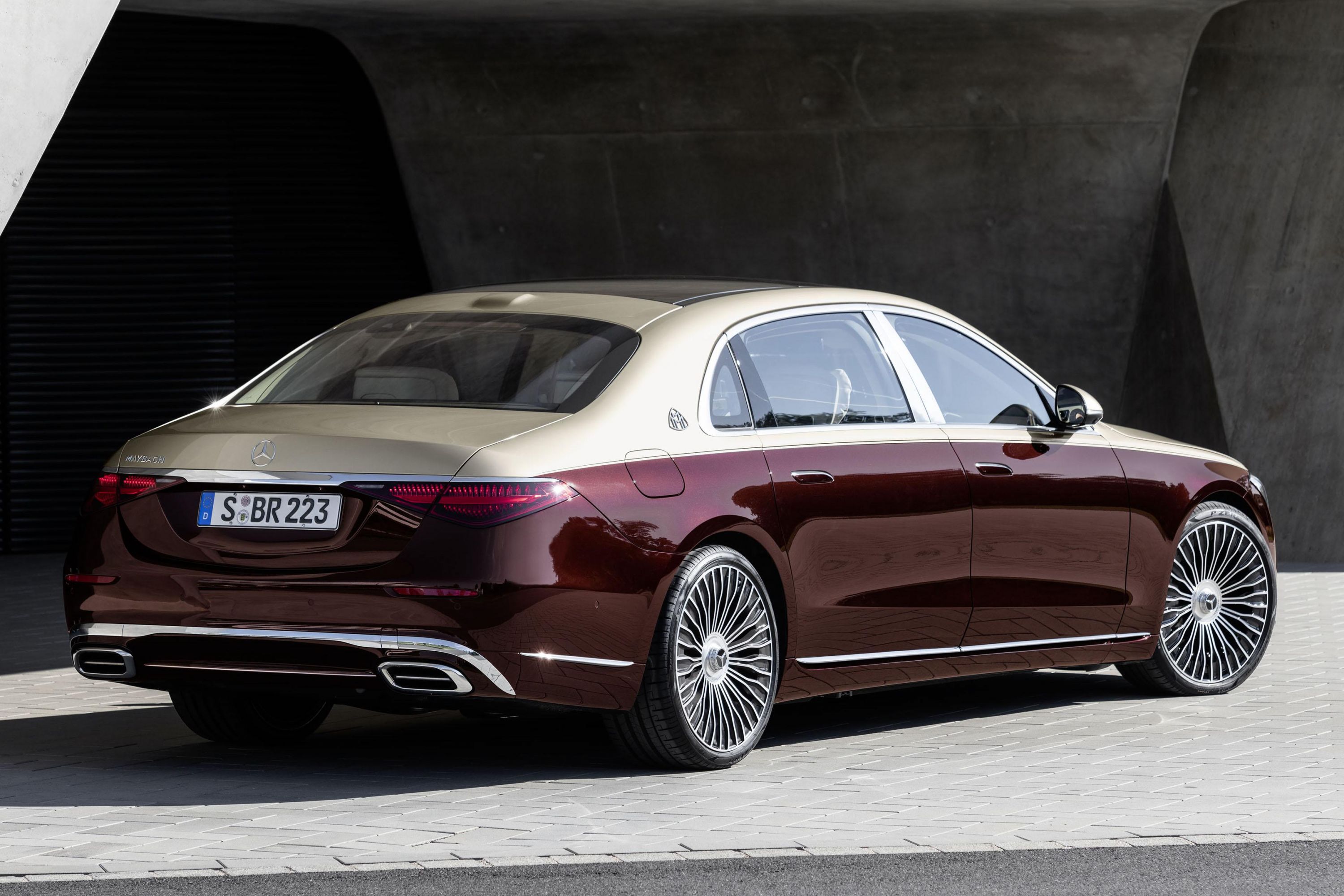 2022 Mercedes-Maybach S680 V12 and S580 V8 detailed ...