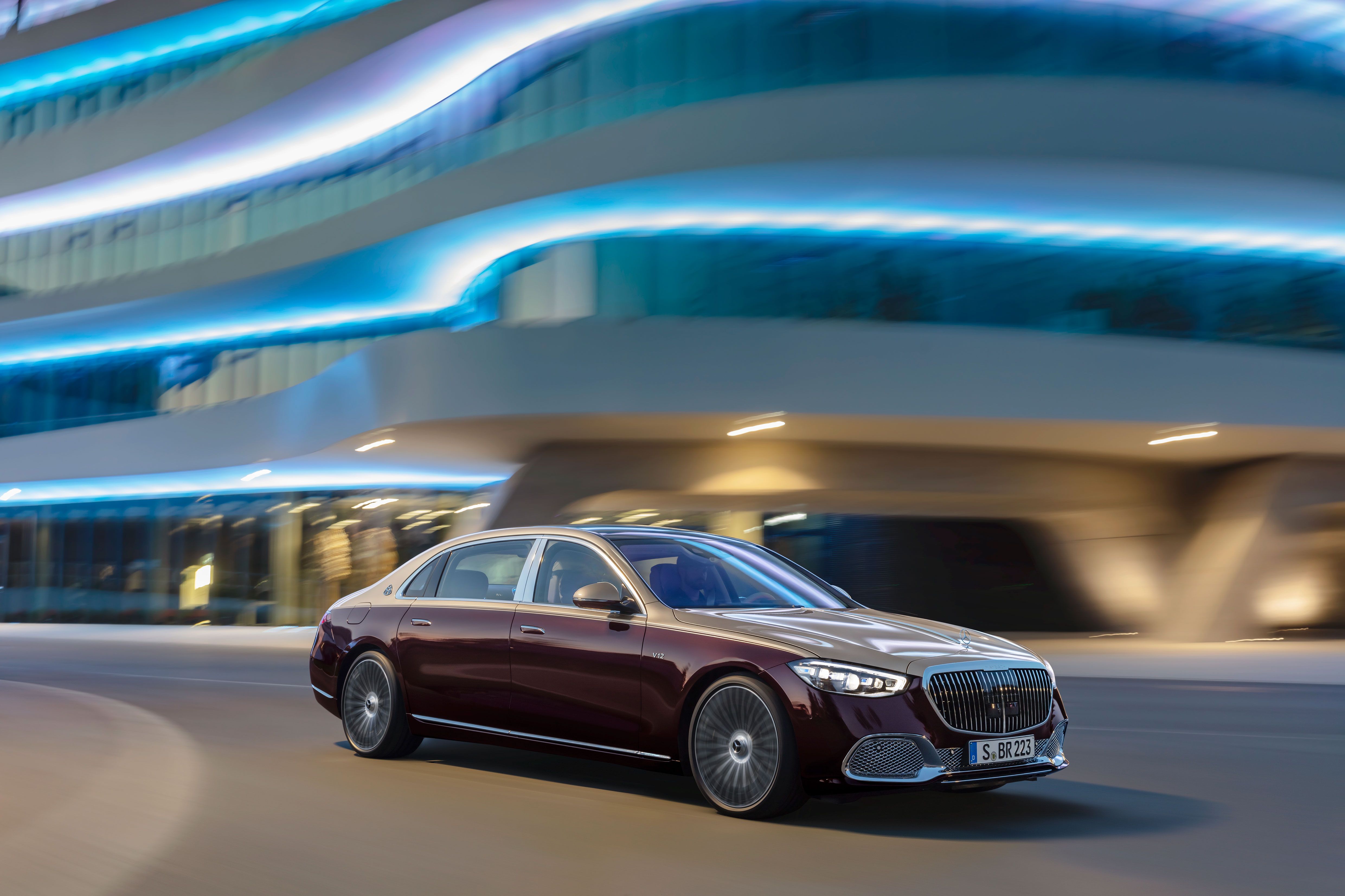 2022 Mercedes-Maybach S680 Details