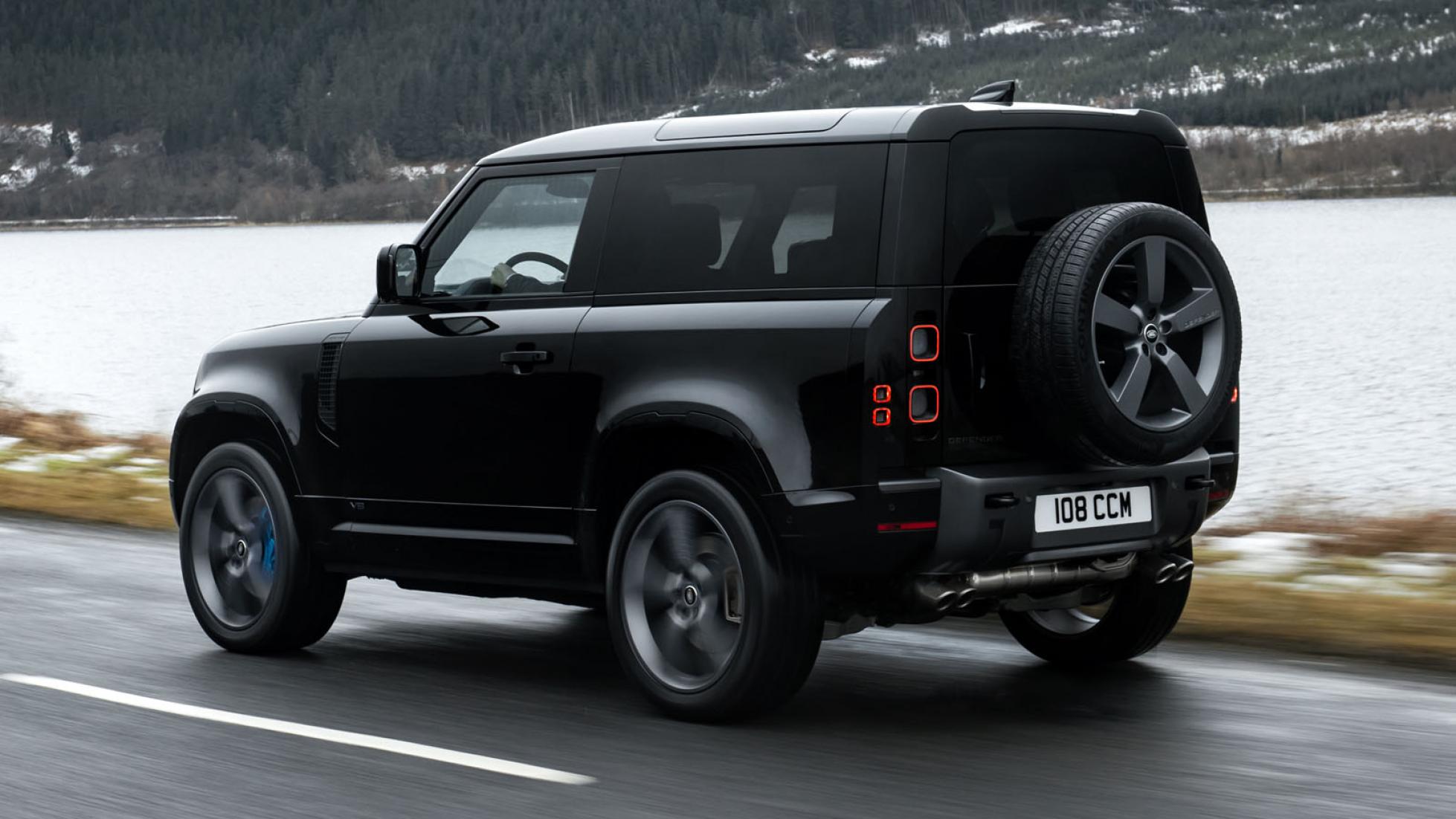 2022 Land Rover Defender V8 in 90 or 110 body-styles | Top ...
