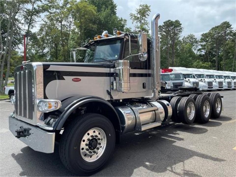 New 2022 PETERBILT 389 For Sale in ...