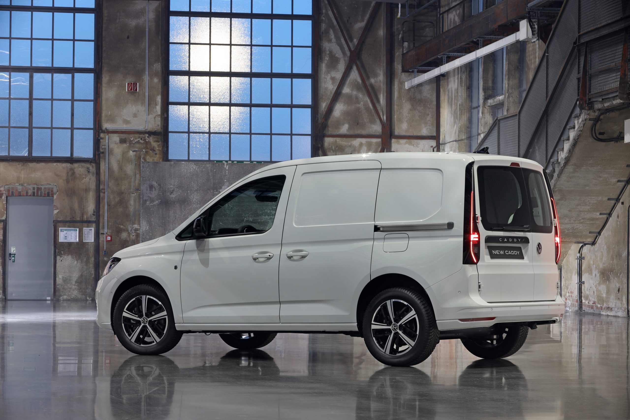 Ford Transit Connect 2022 - VanGuide.co.uk