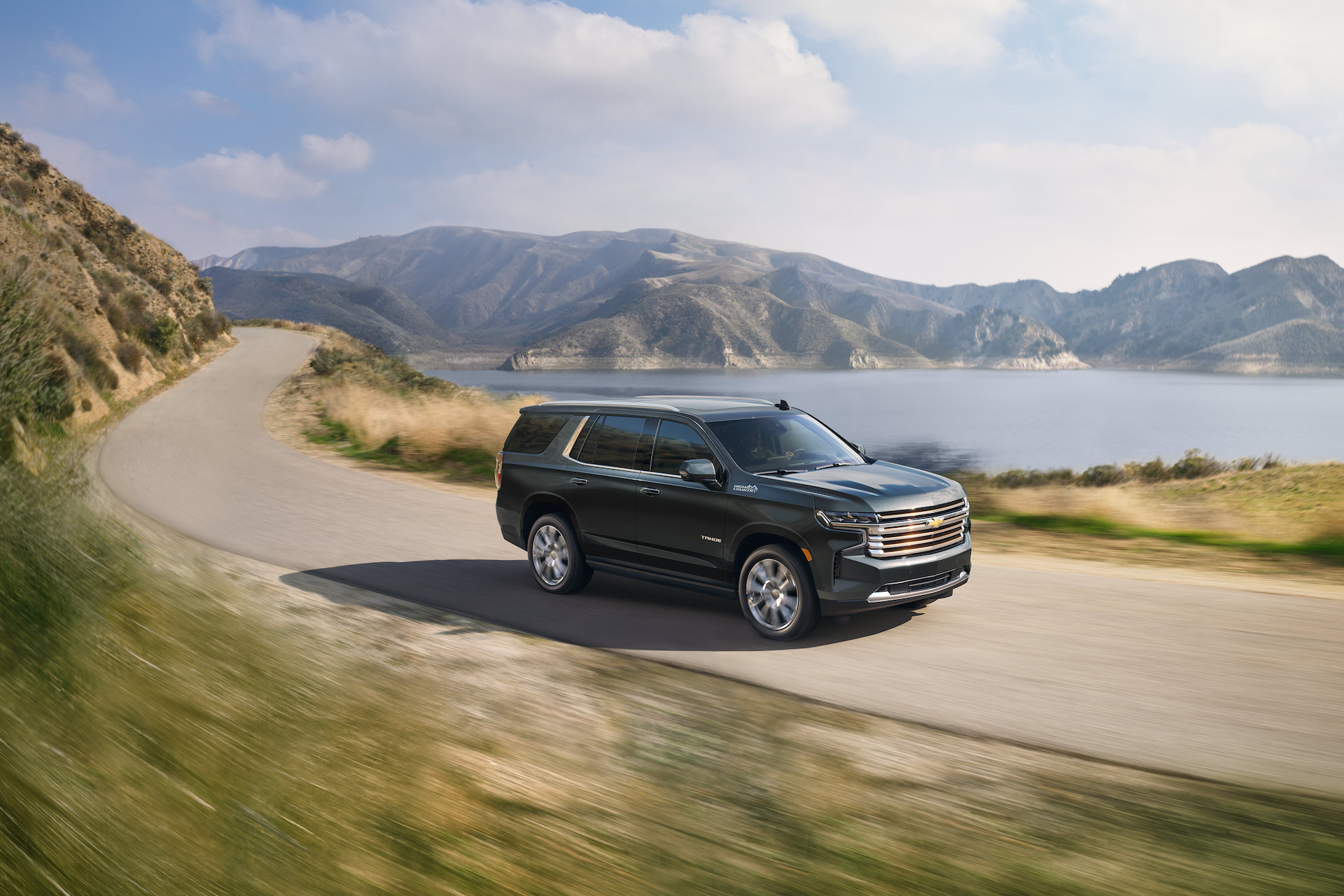 2022 Chevrolet Tahoe (Chevy) Review ...