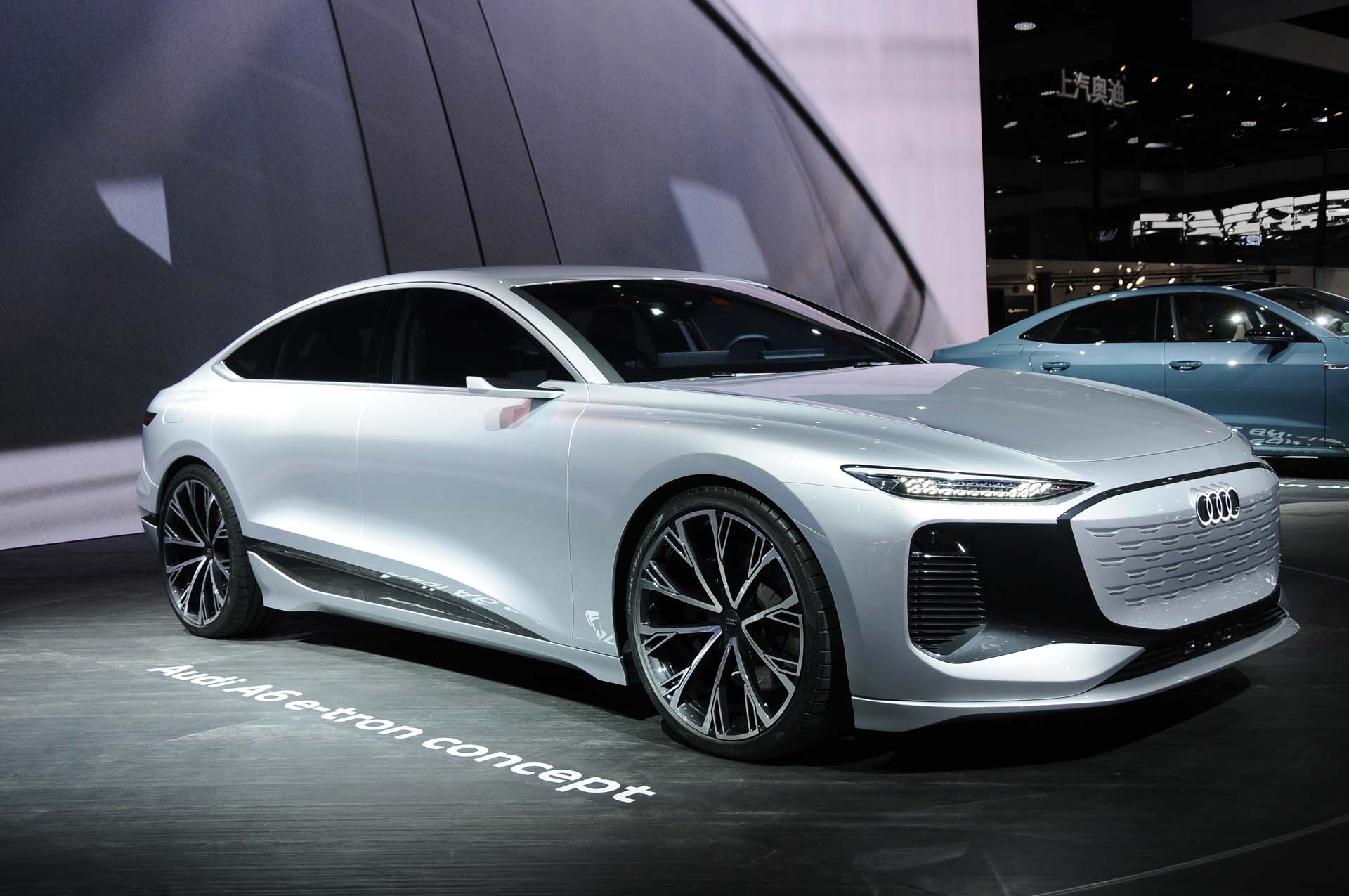 Audi A6 E-Tron Concept previews mid ...