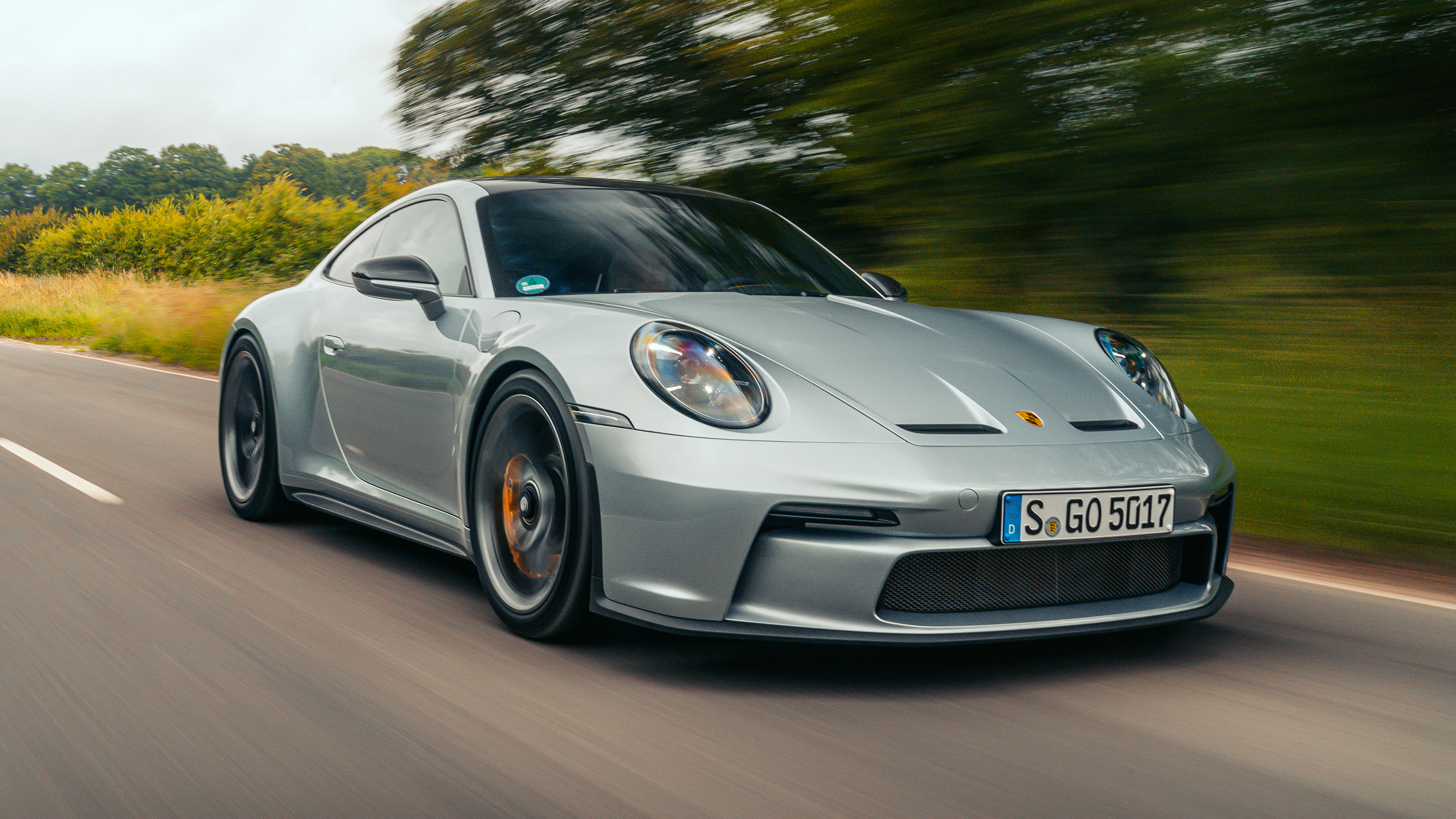 Porsche 911 GT3 Touring review: a ten ...