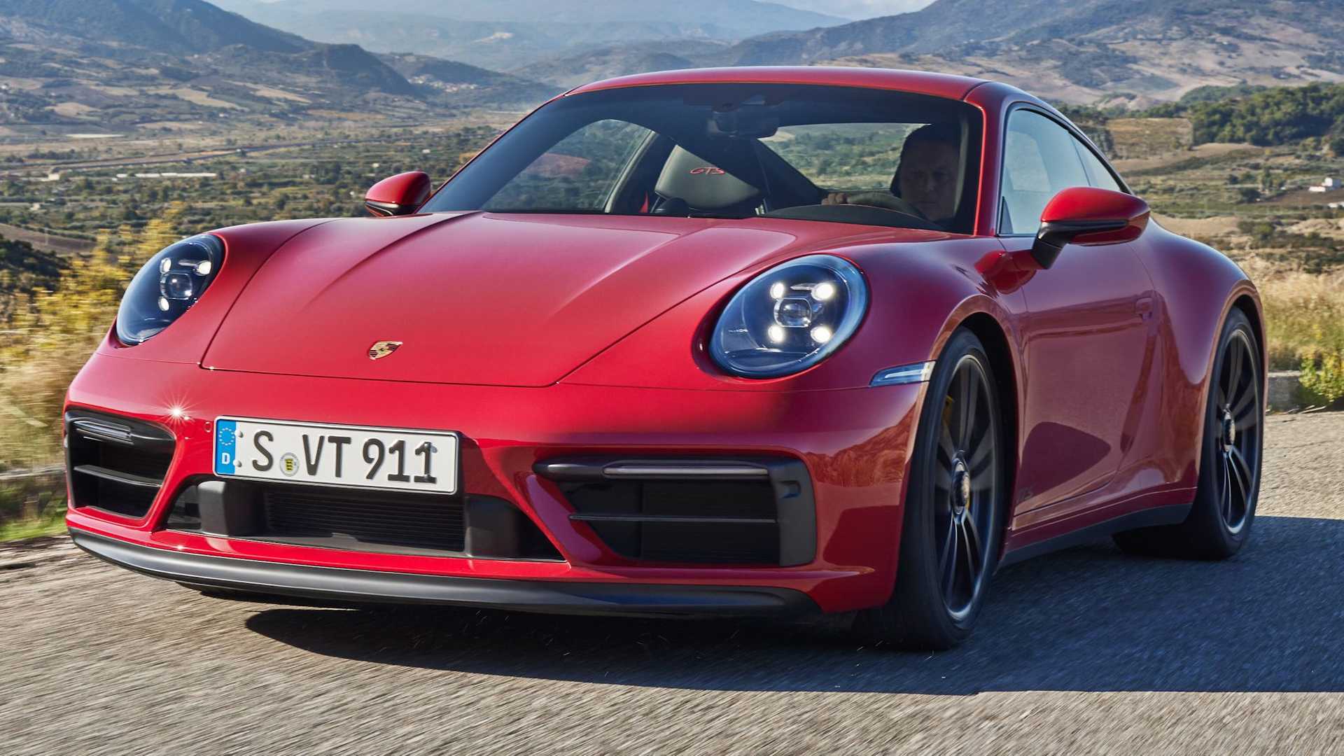 2022 Porsche 911 GTS Debuts, Packs More Power Than Carrera ...