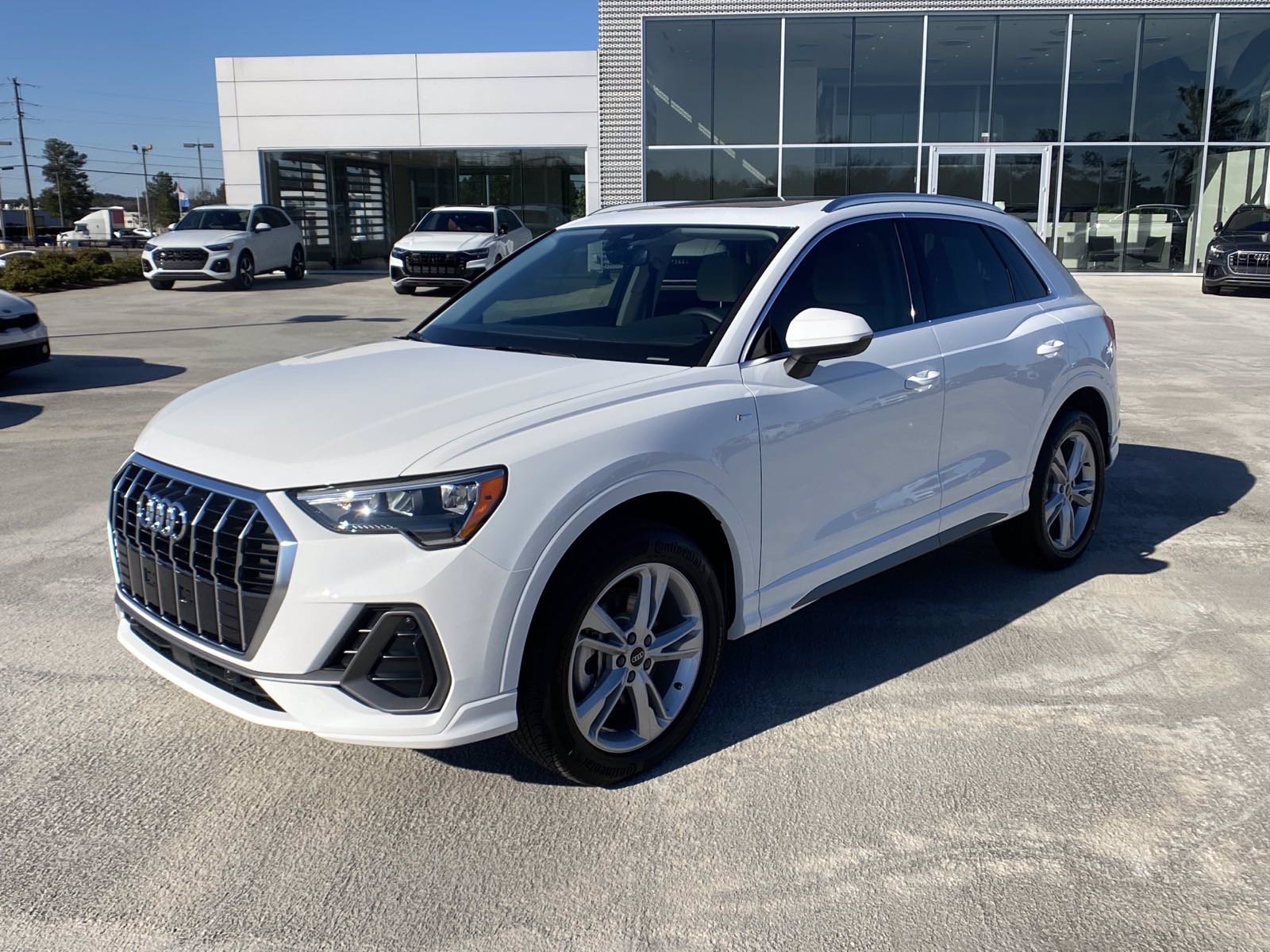 Certified Pre-Owned 2022 Audi Q3 S line ...