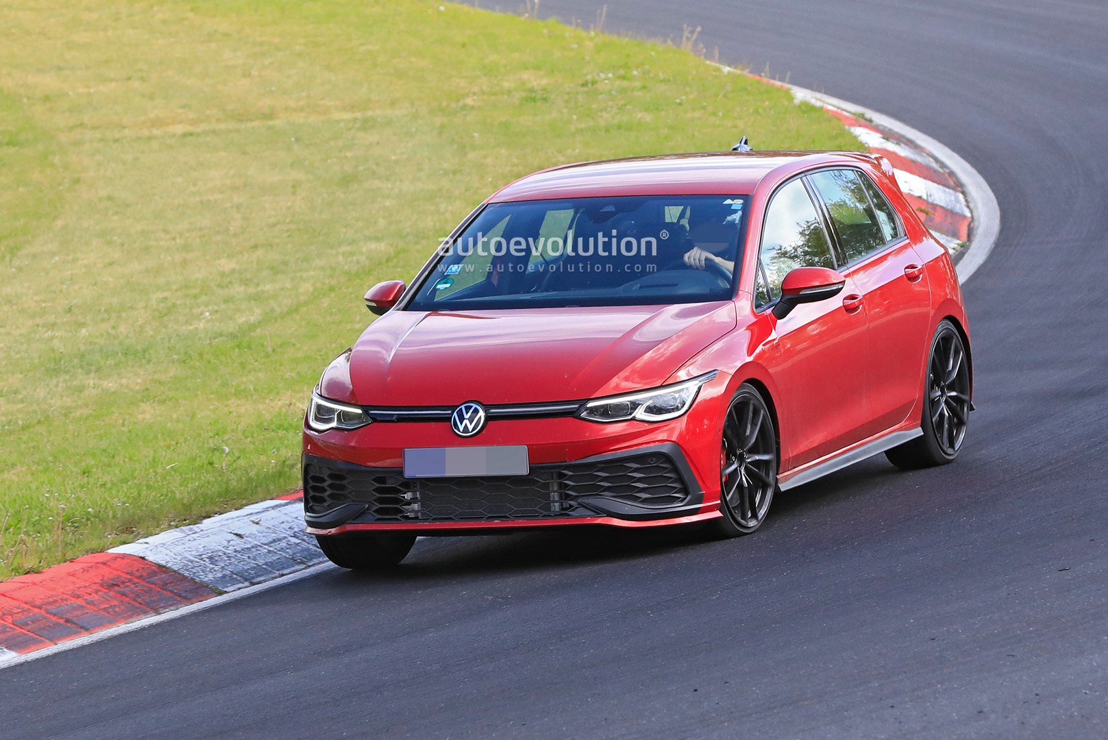 2022 Volkswagen Golf GTI TCR Wants to ...