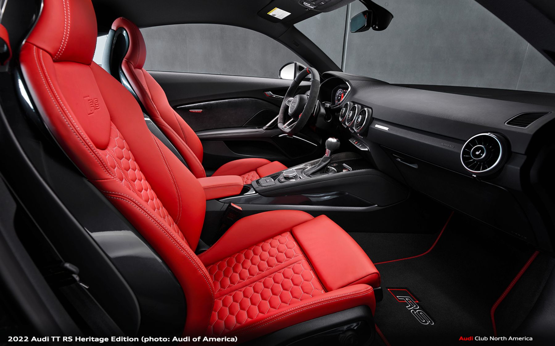Audi TT RS Heritage Edition ...