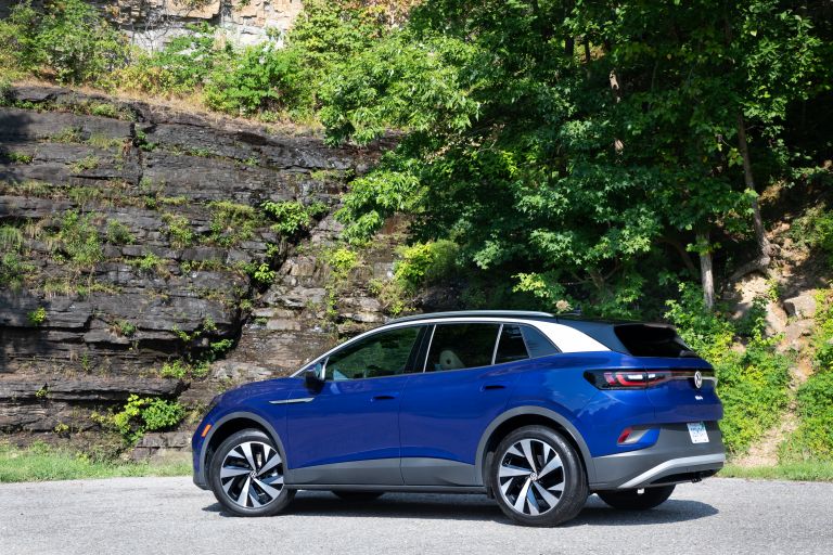 2022 Volkswagen ID.4 AWD Pro S with ...