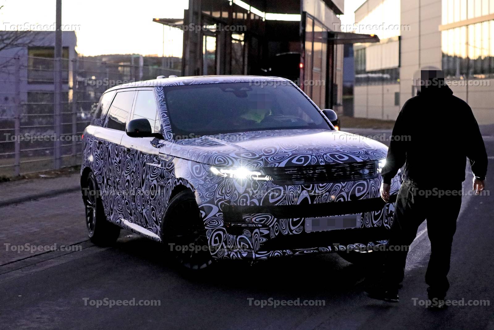The 2023 Land Rover Range Rover Sport ...