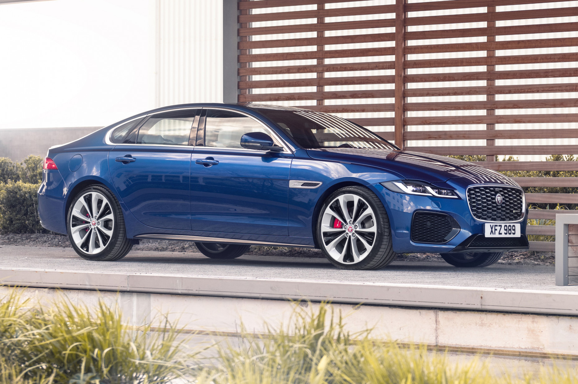 2022 All Jaguar Xe Sedan - Cars Review : Cars Review