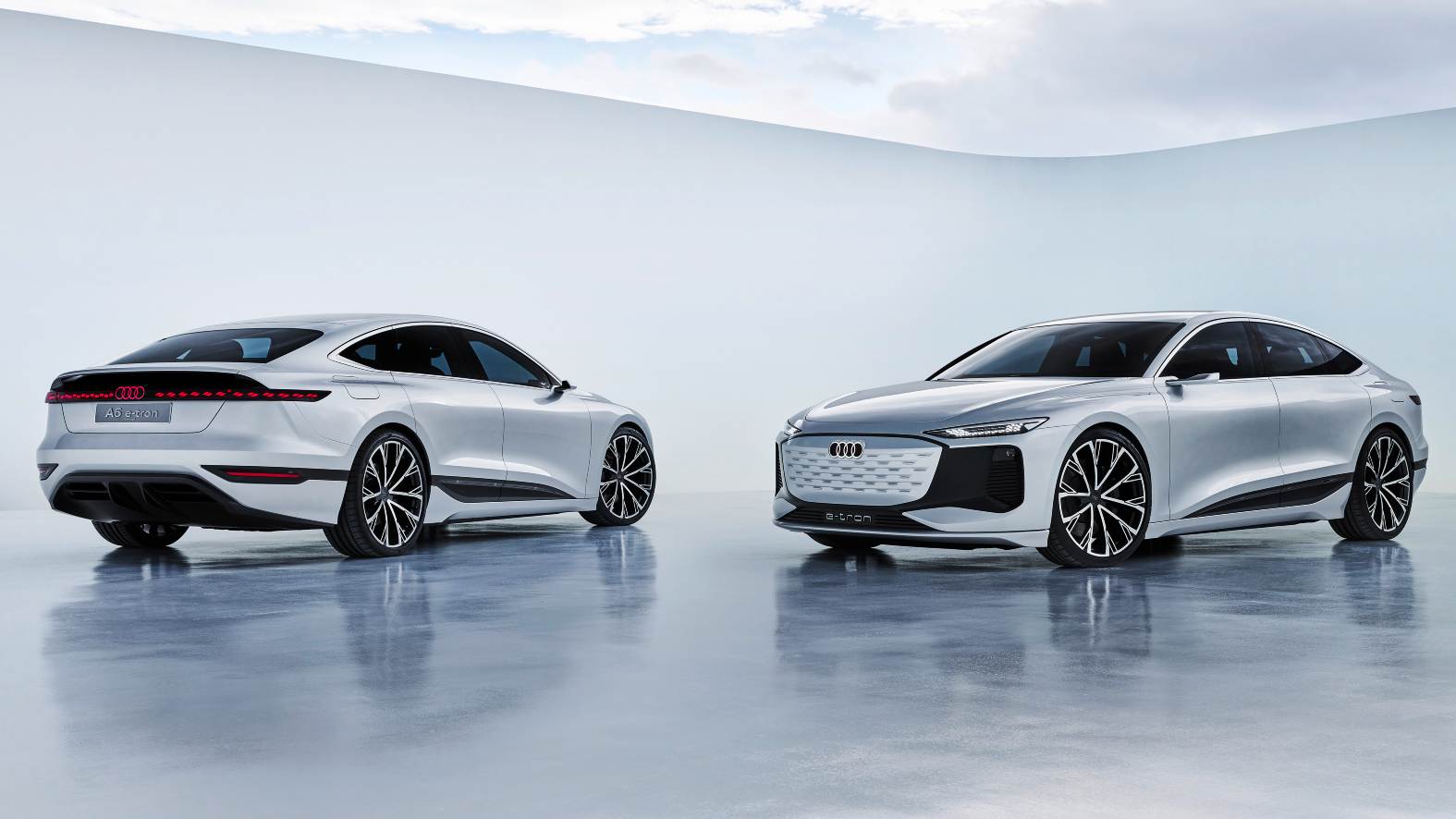 Audi A6 e-tron concept revealed at Auto ...