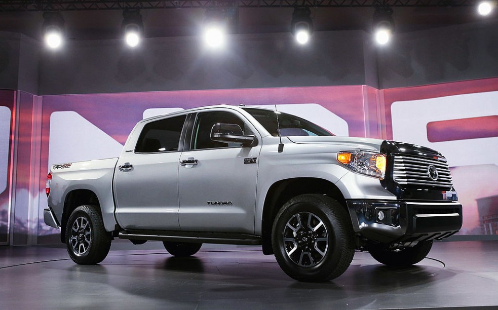 2022 Toyota Tundra Teaser Reveals Major Design Change: New ...