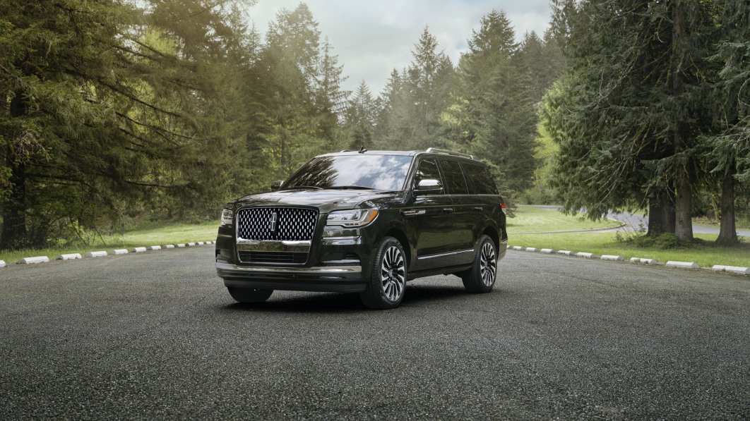 2022 Lincoln Navigator priced at just ...