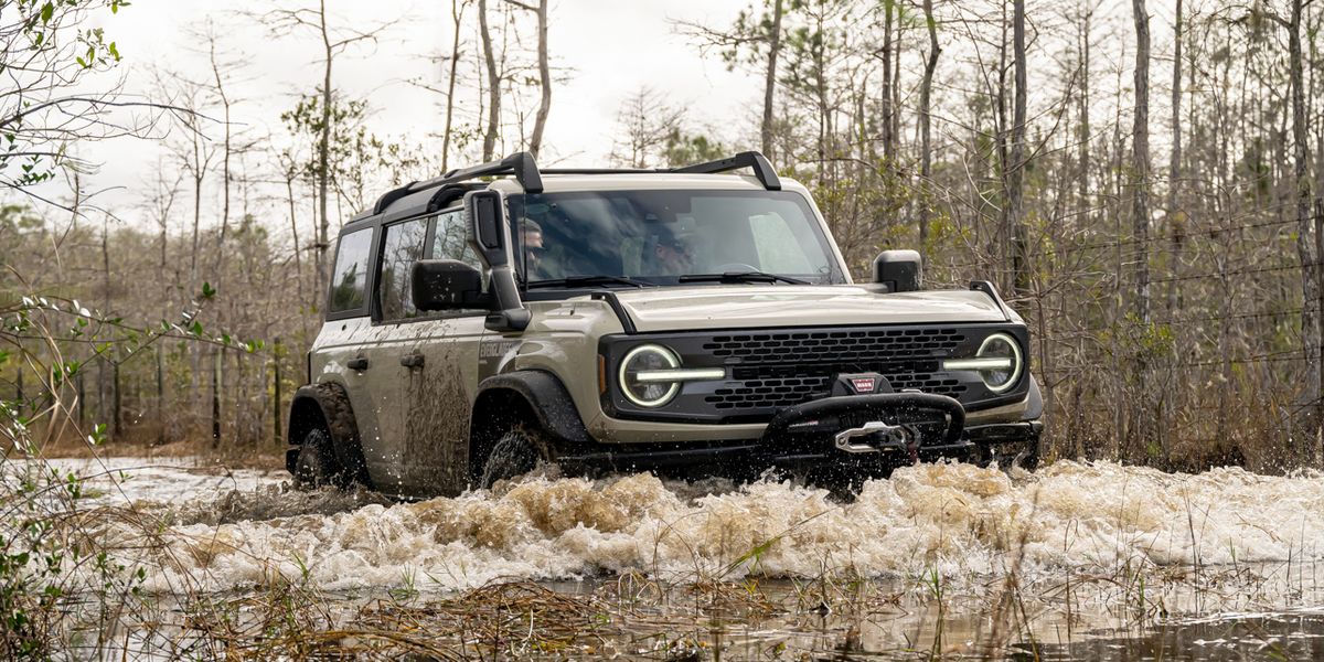 2022 Ford Bronco Everglades Makes the Sasquatch Extra ...