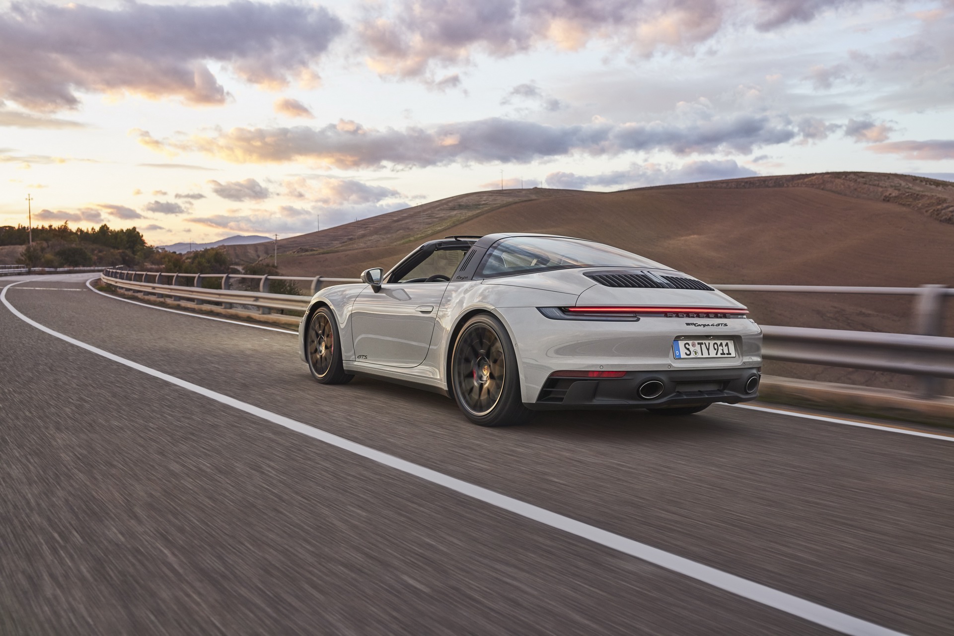 2022 Porsche 911 Range Expands With New ...