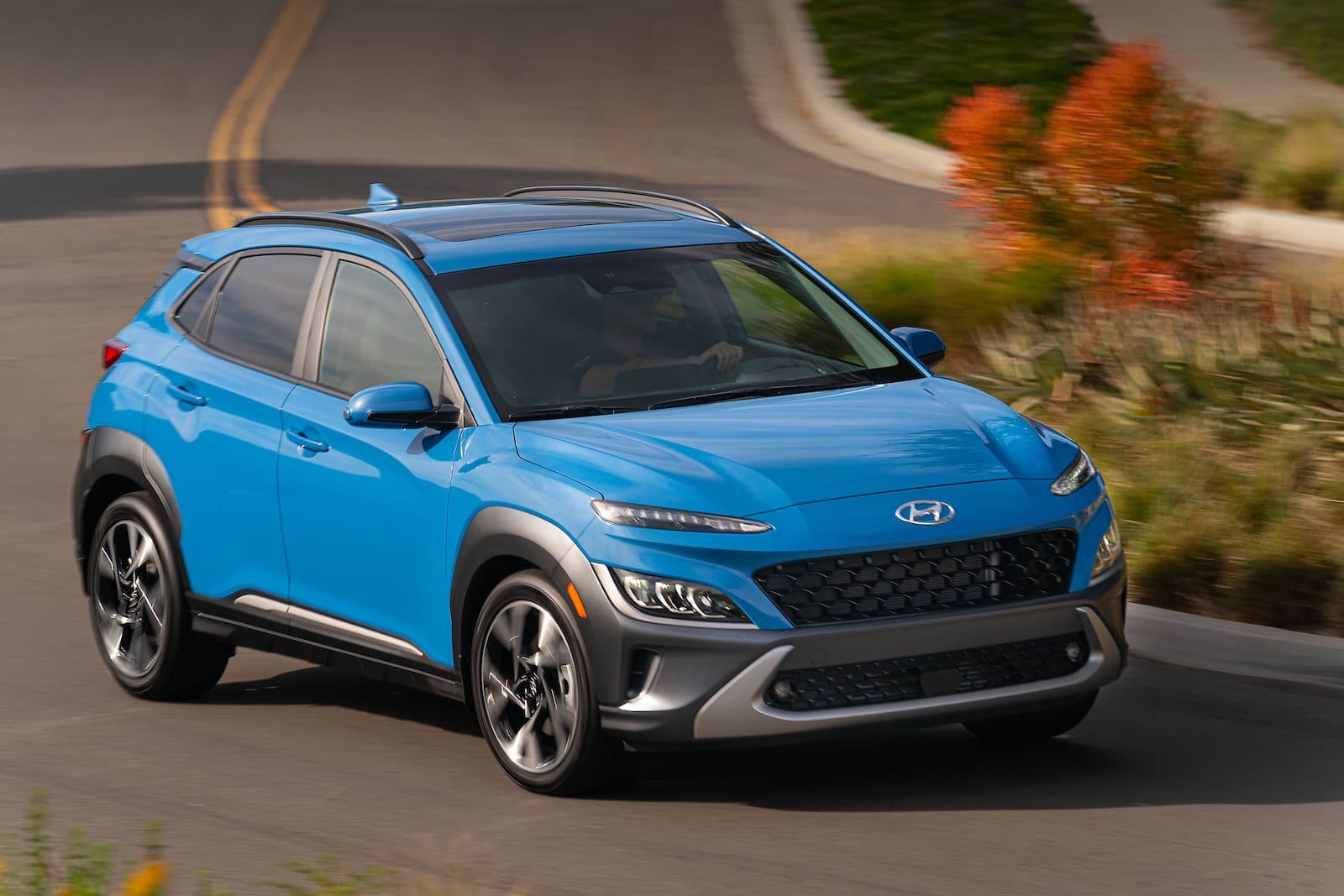 Hyundai Shows Off 2022 Kona Models - The Detroit Bureau