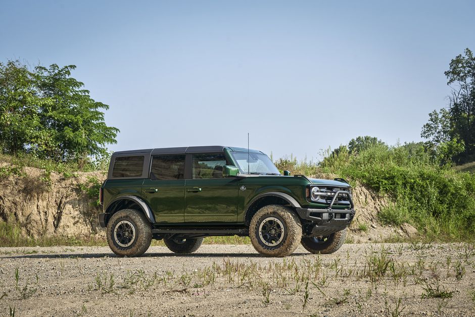 2022 Ford Bronco's new Eruption Green ...