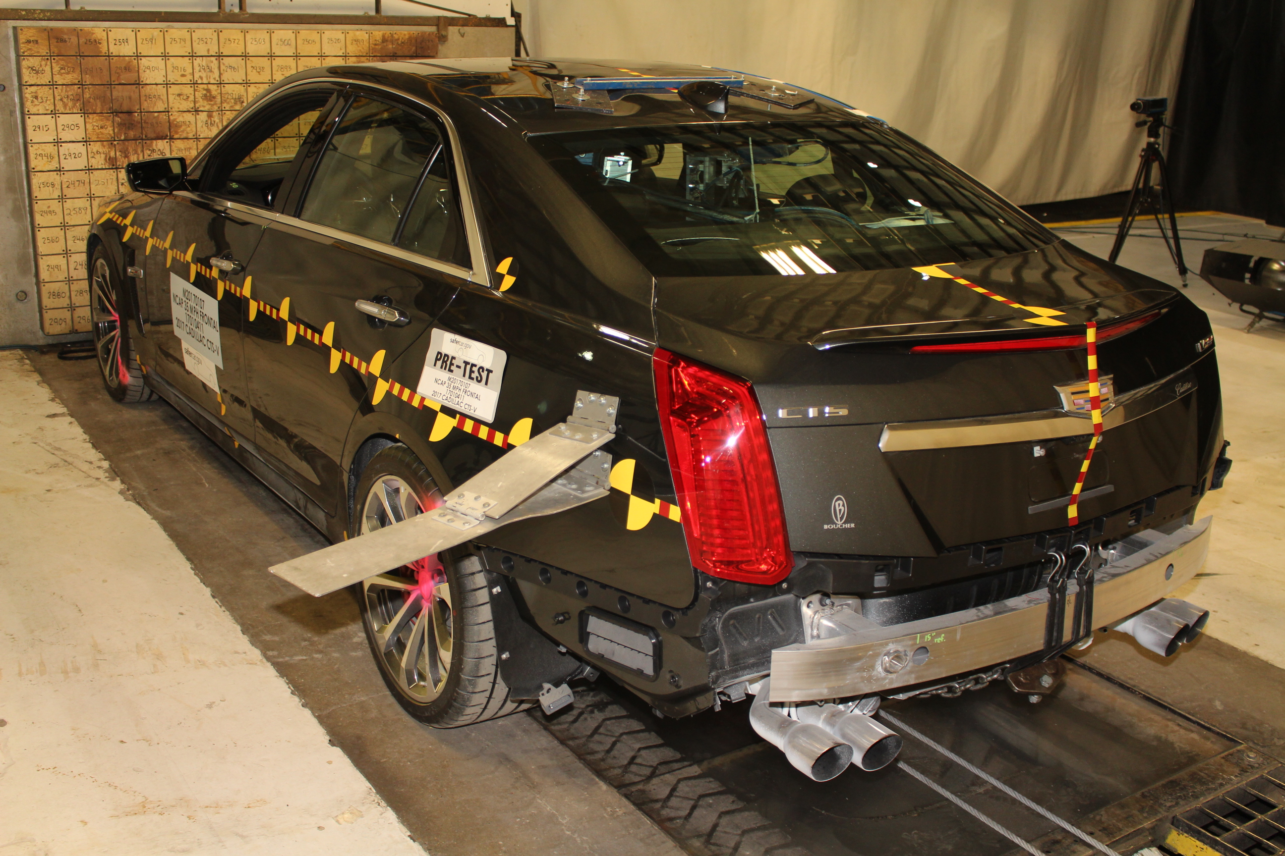 2017 CADILLAC CTS-V crash image 16