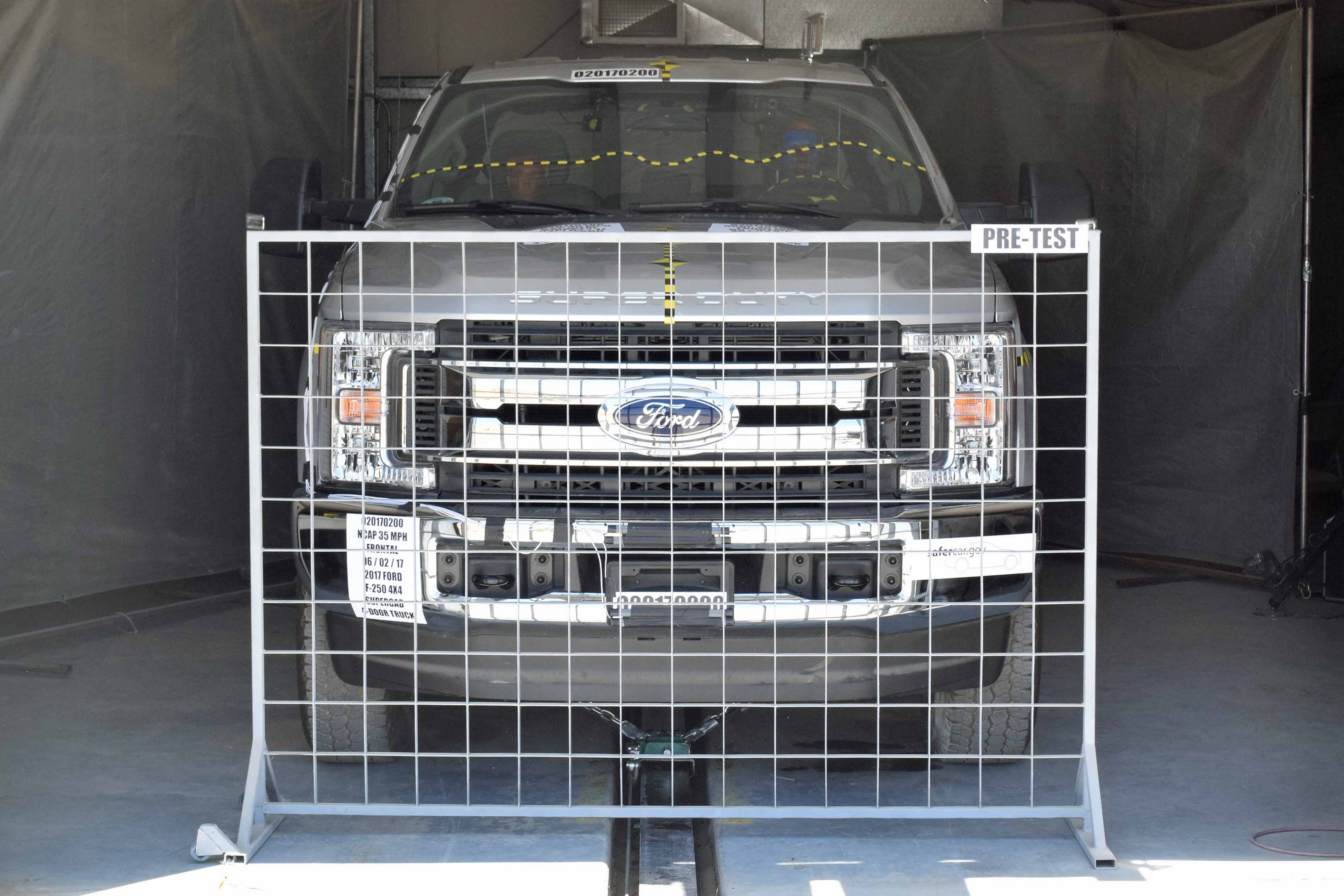 2017 FORD F250 SUPERCAB crash image