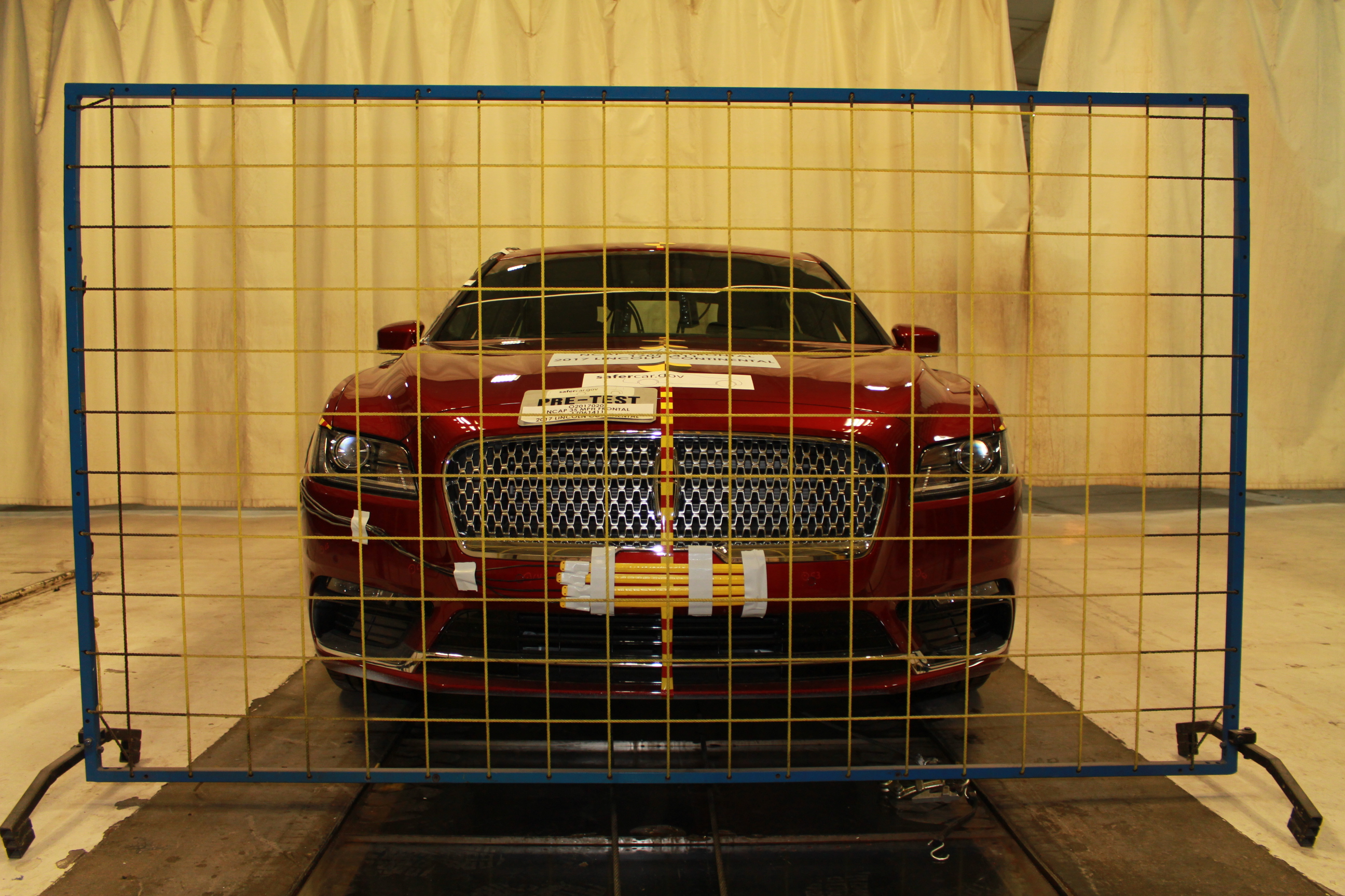 2017 LINCOLN CONTINENTAL crash image