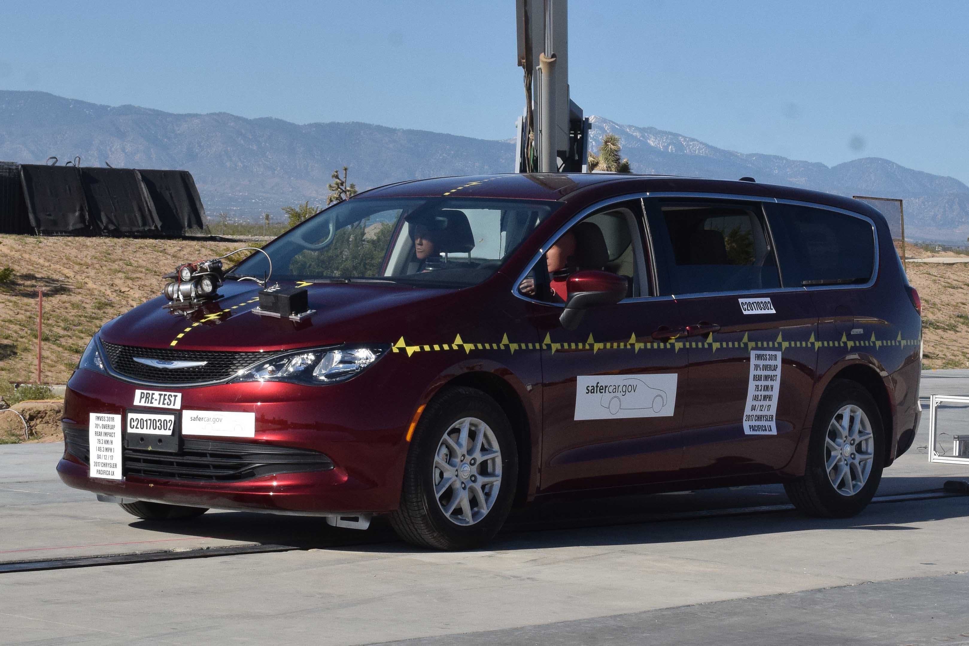 2017 CHRYSLER PACIFICA crash image 7
