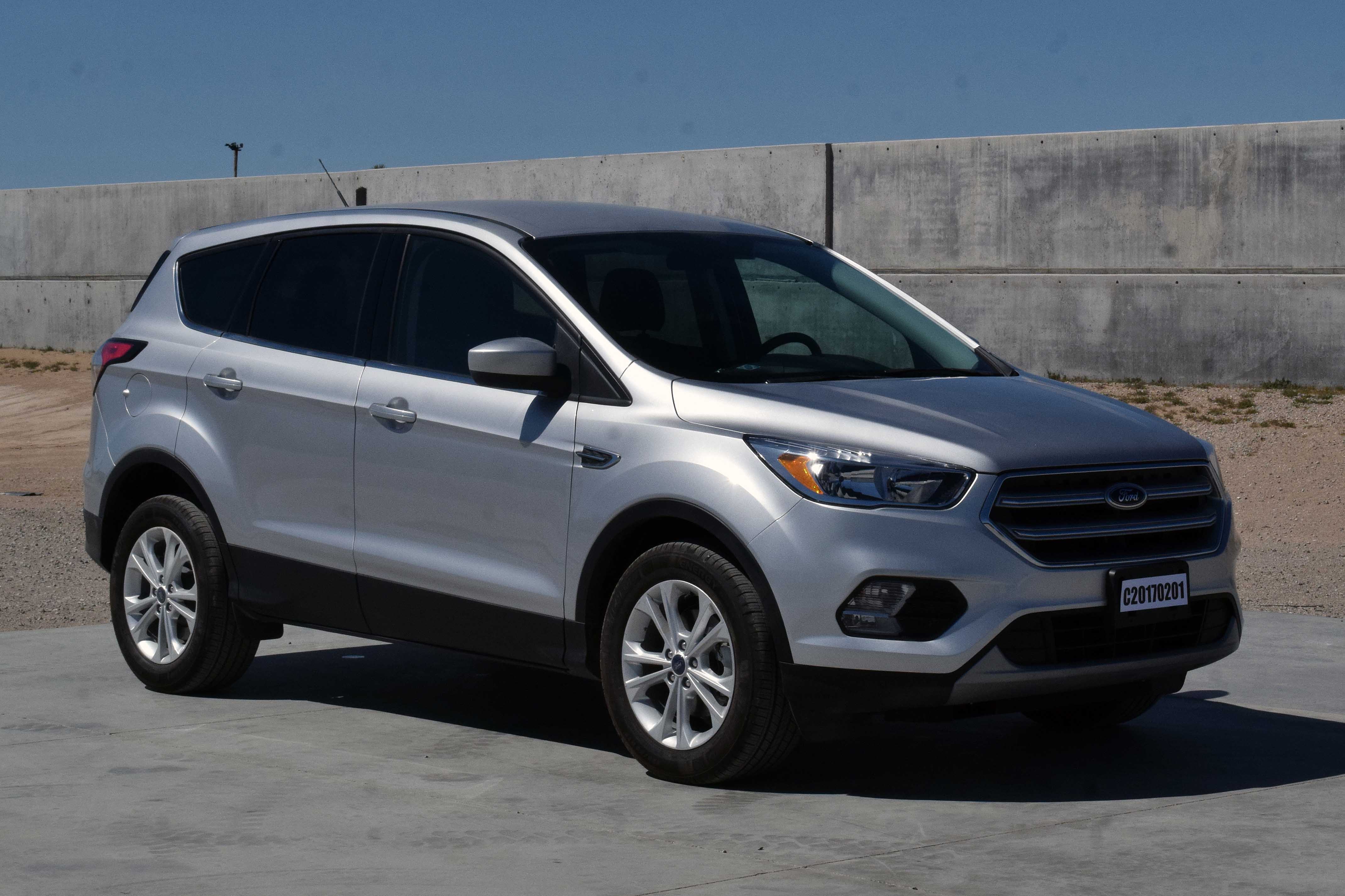 2017 FORD ESCAPE crash image