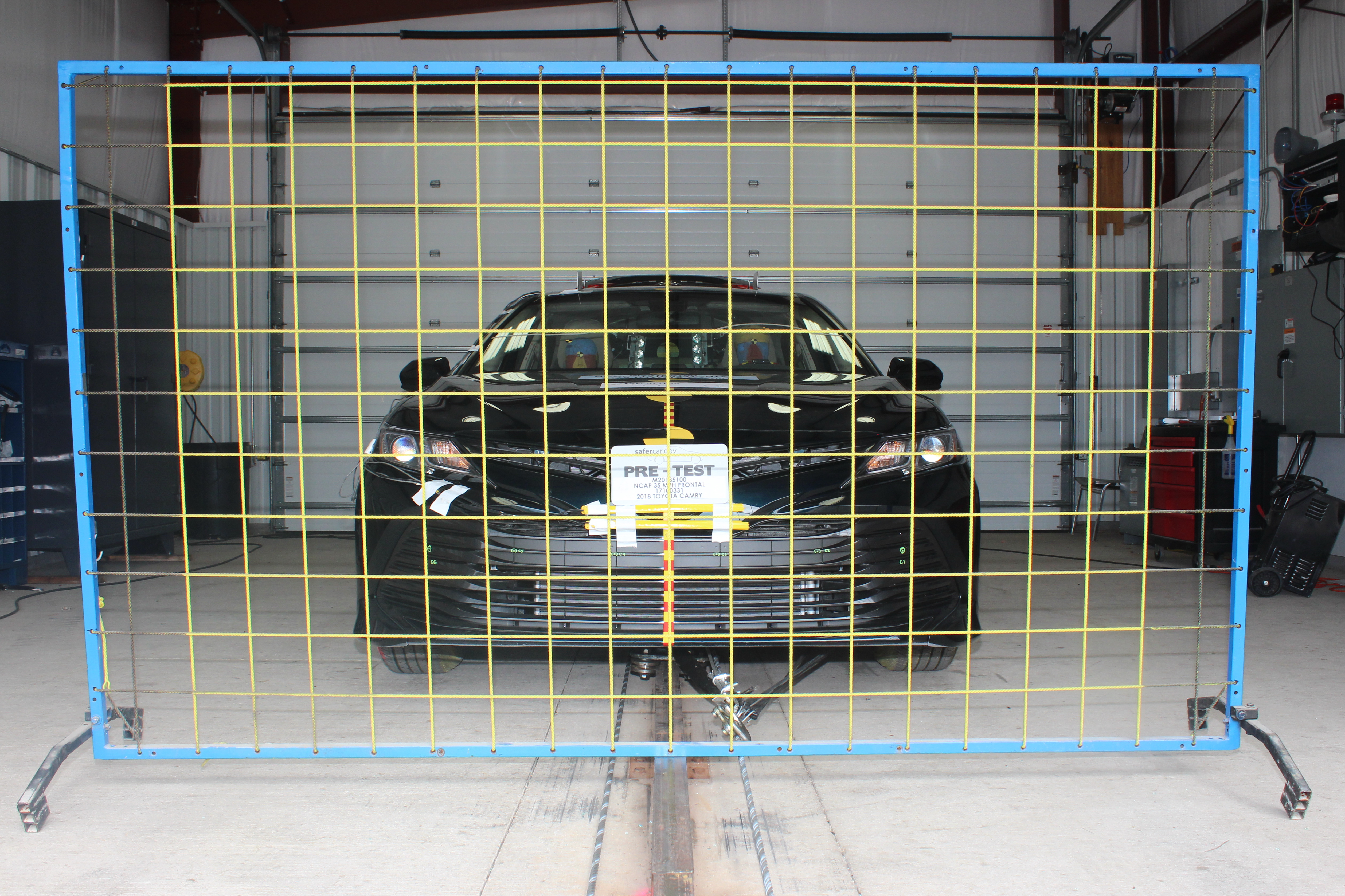 2018 TOYOTA CAMRY crash image