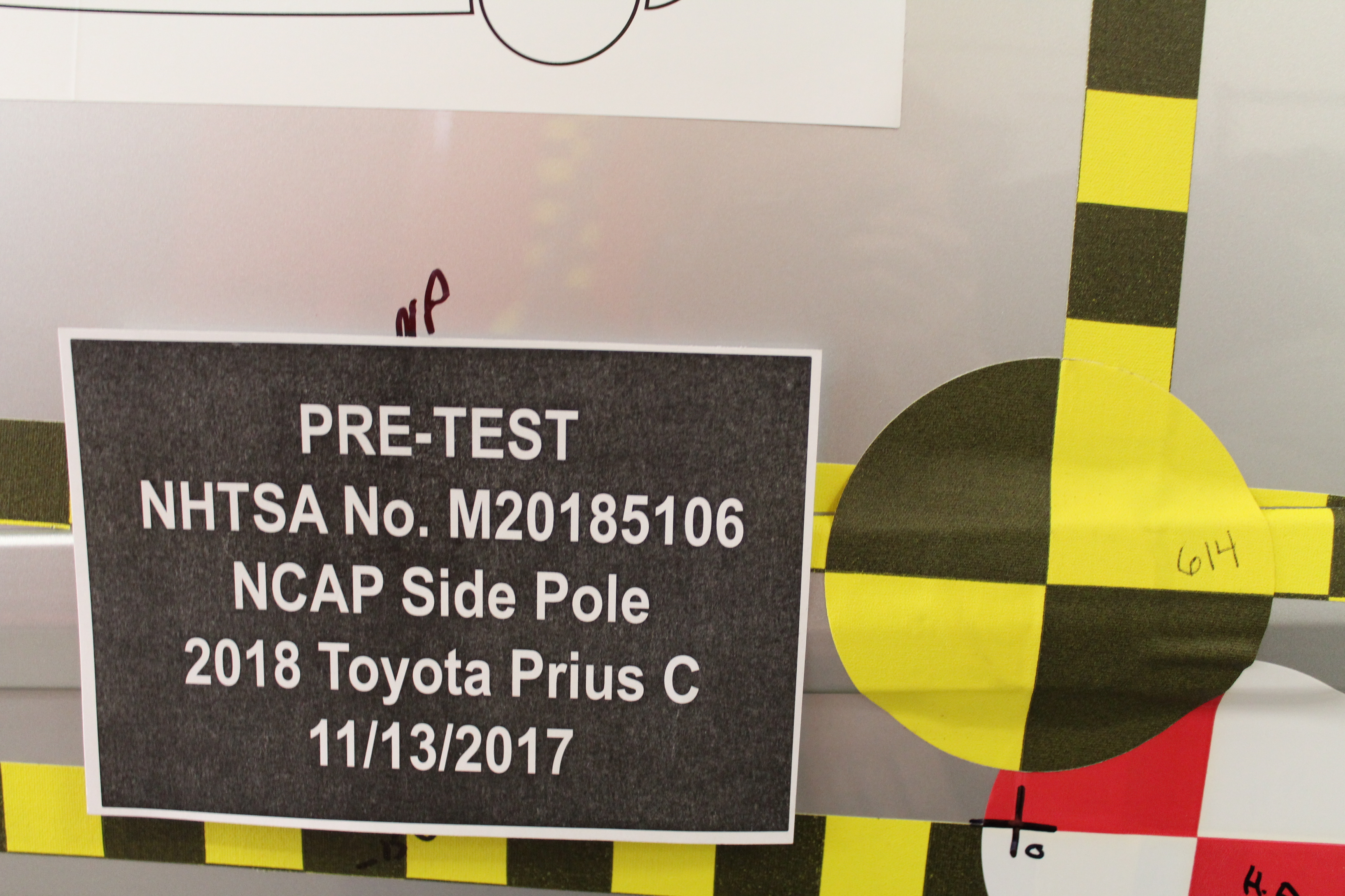 2018 TOYOTA PRIUS C crash image 19