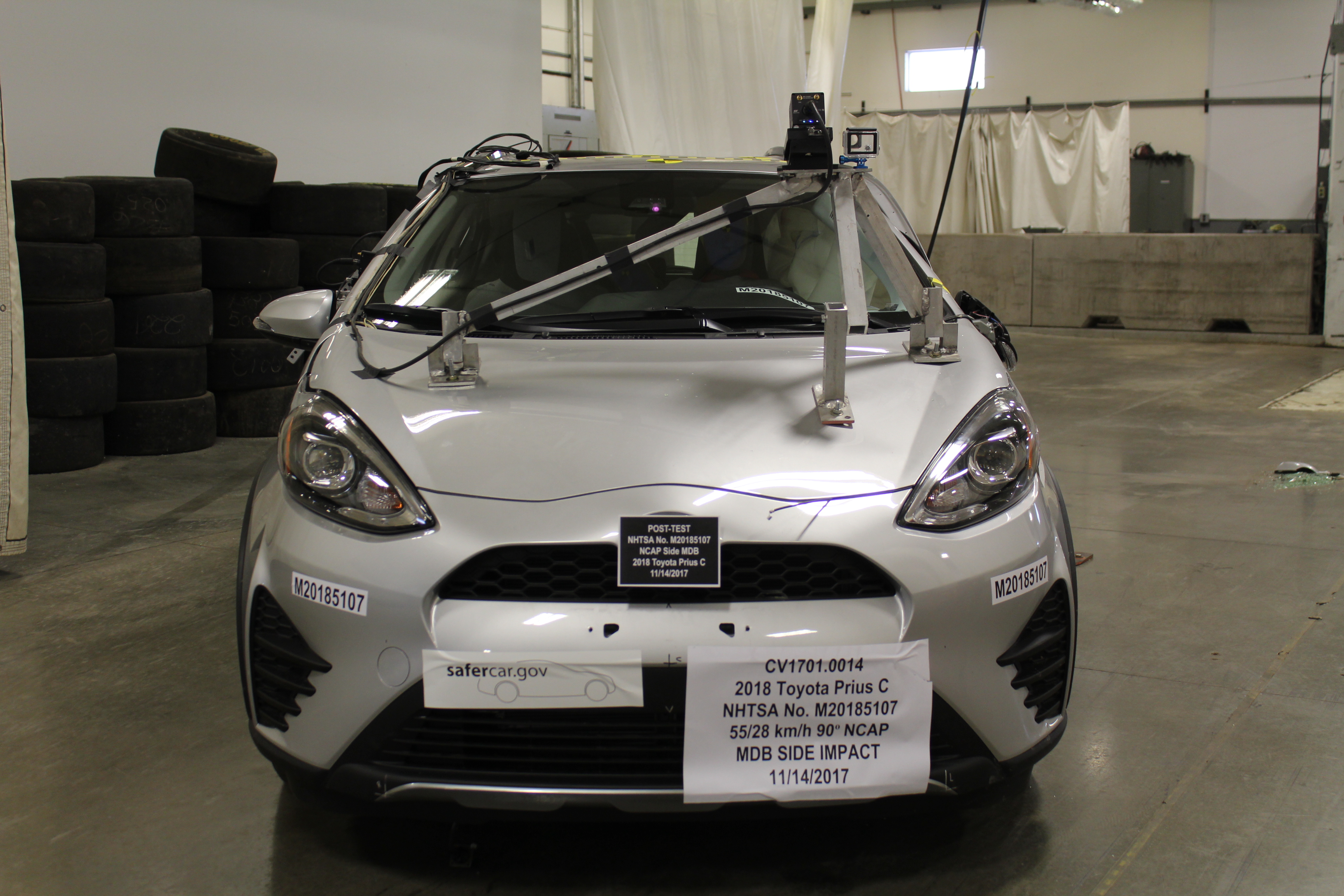 2018 TOYOTA PRIUS C crash image 4