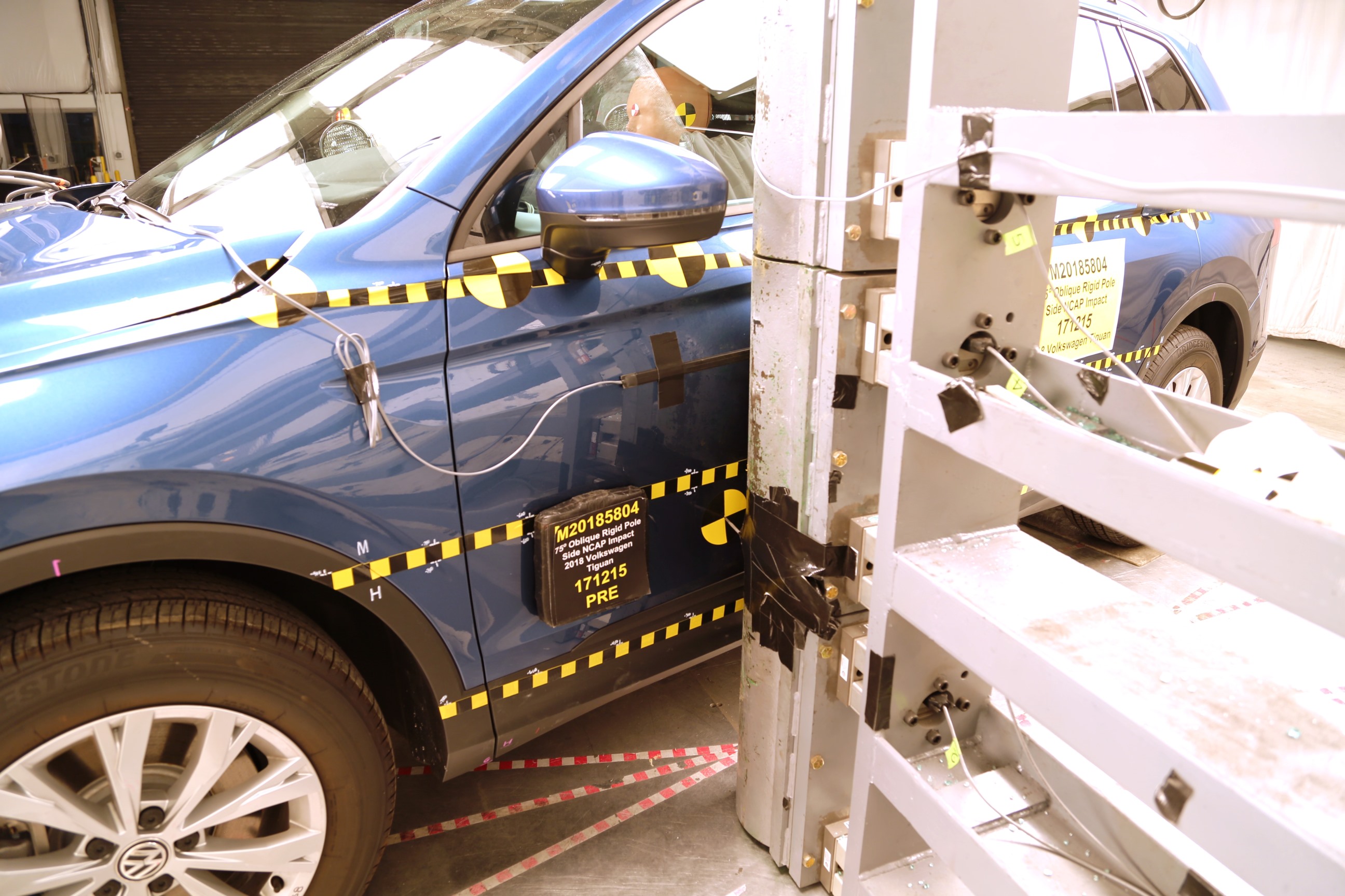 2018 VOLKSWAGEN TIGUAN crash image 17