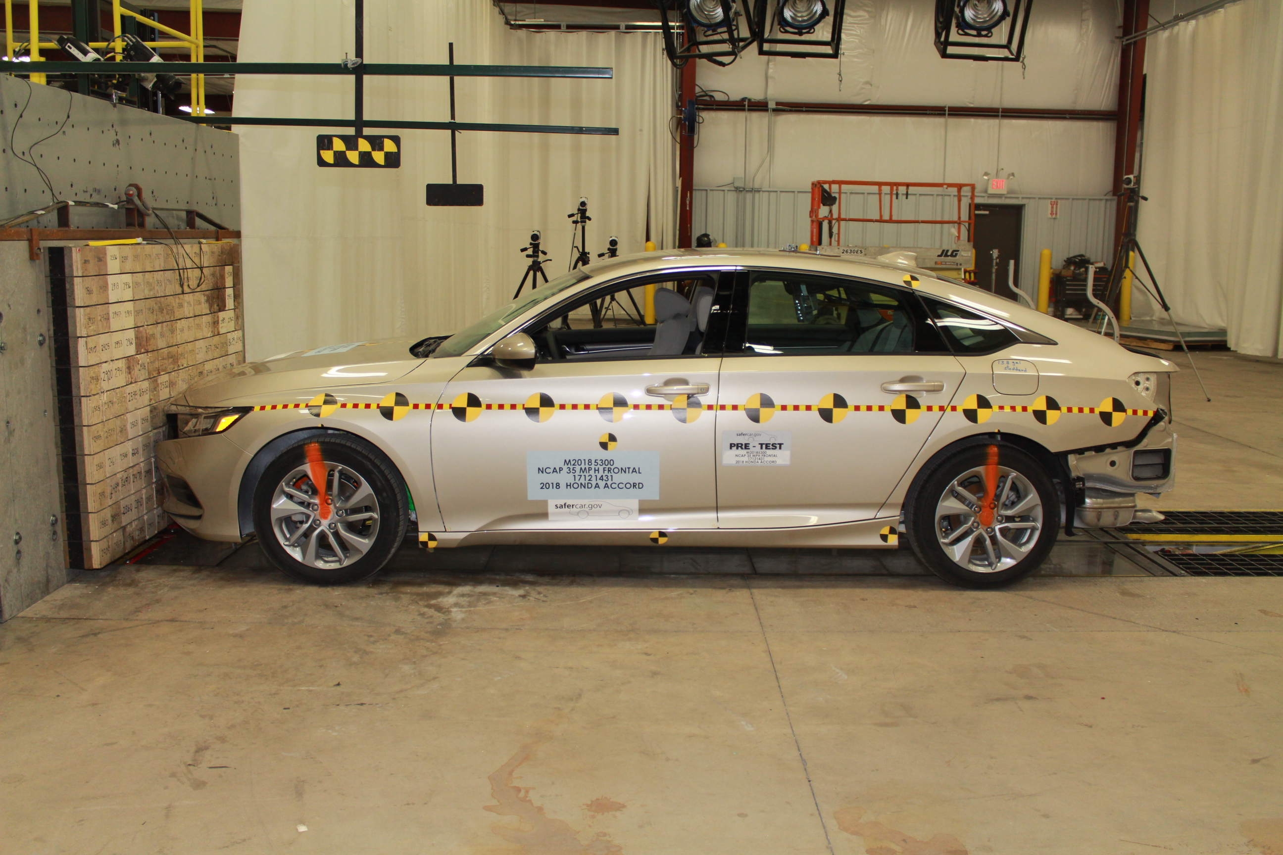 2018 HONDA ACCORD crash image 10