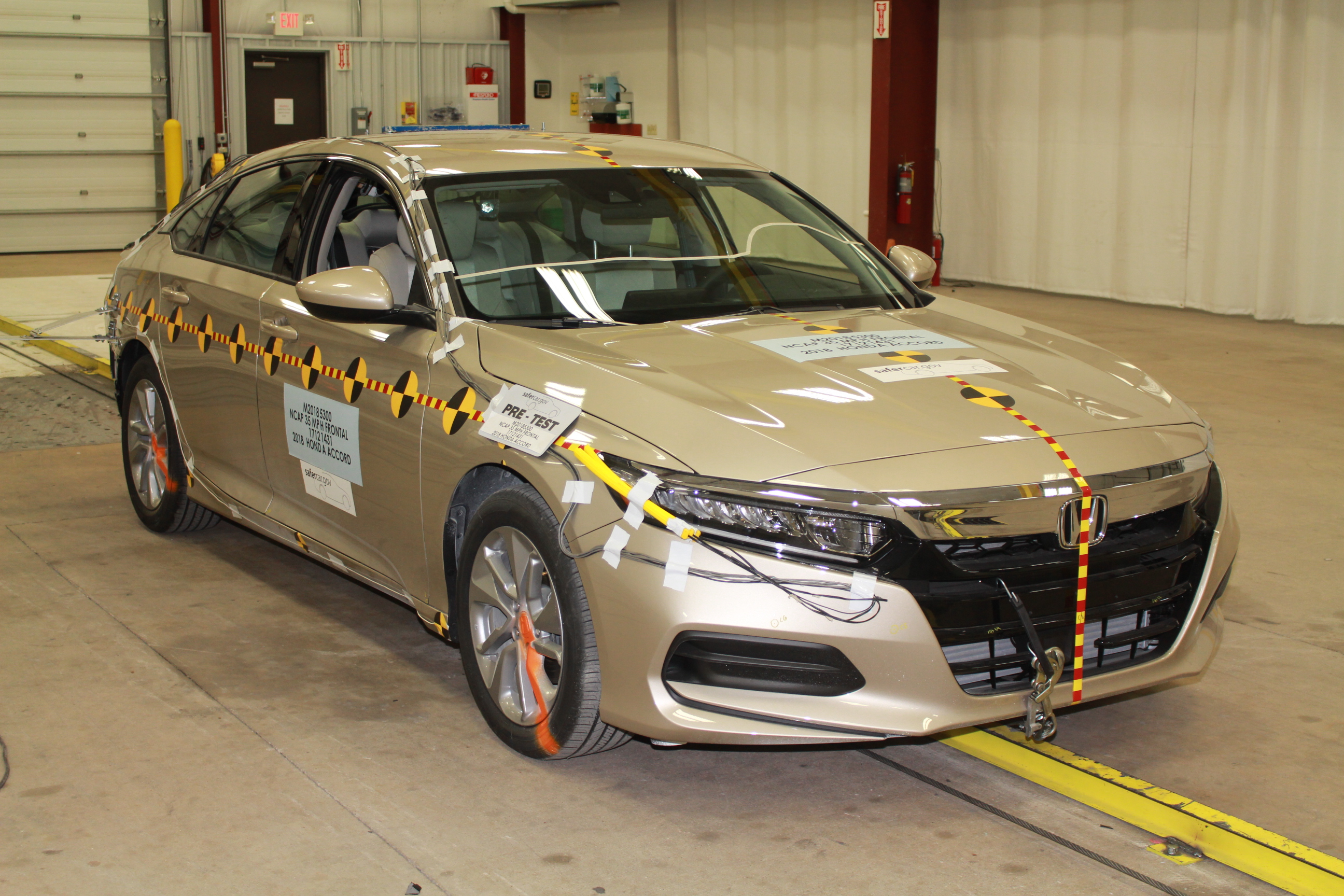 2018 HONDA ACCORD crash image 14