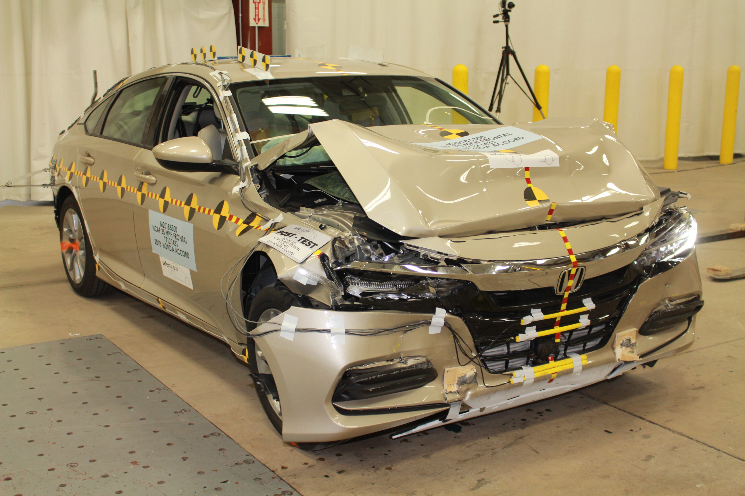 2018 HONDA ACCORD crash image 15