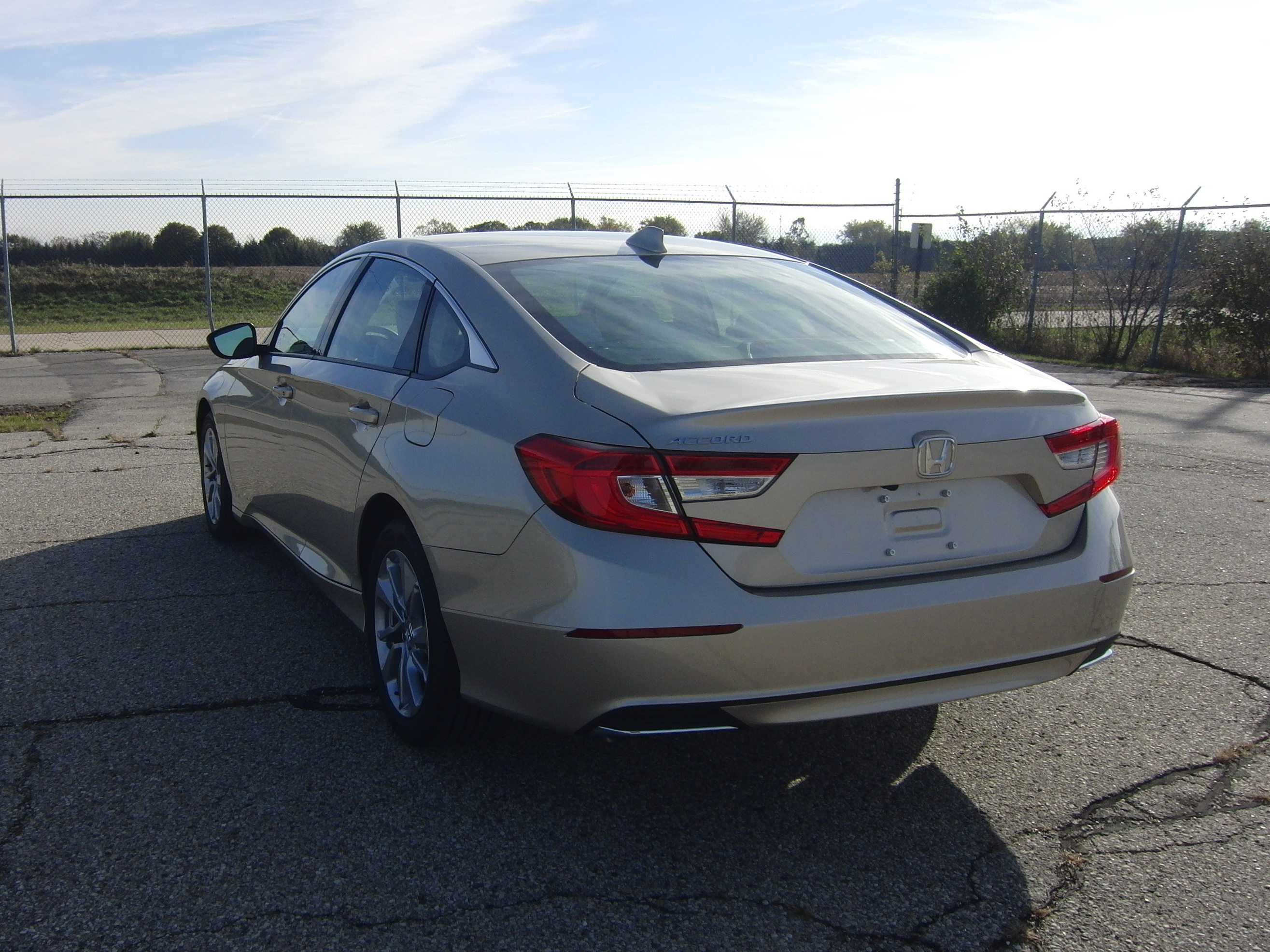 2018 HONDA ACCORD crash image 7