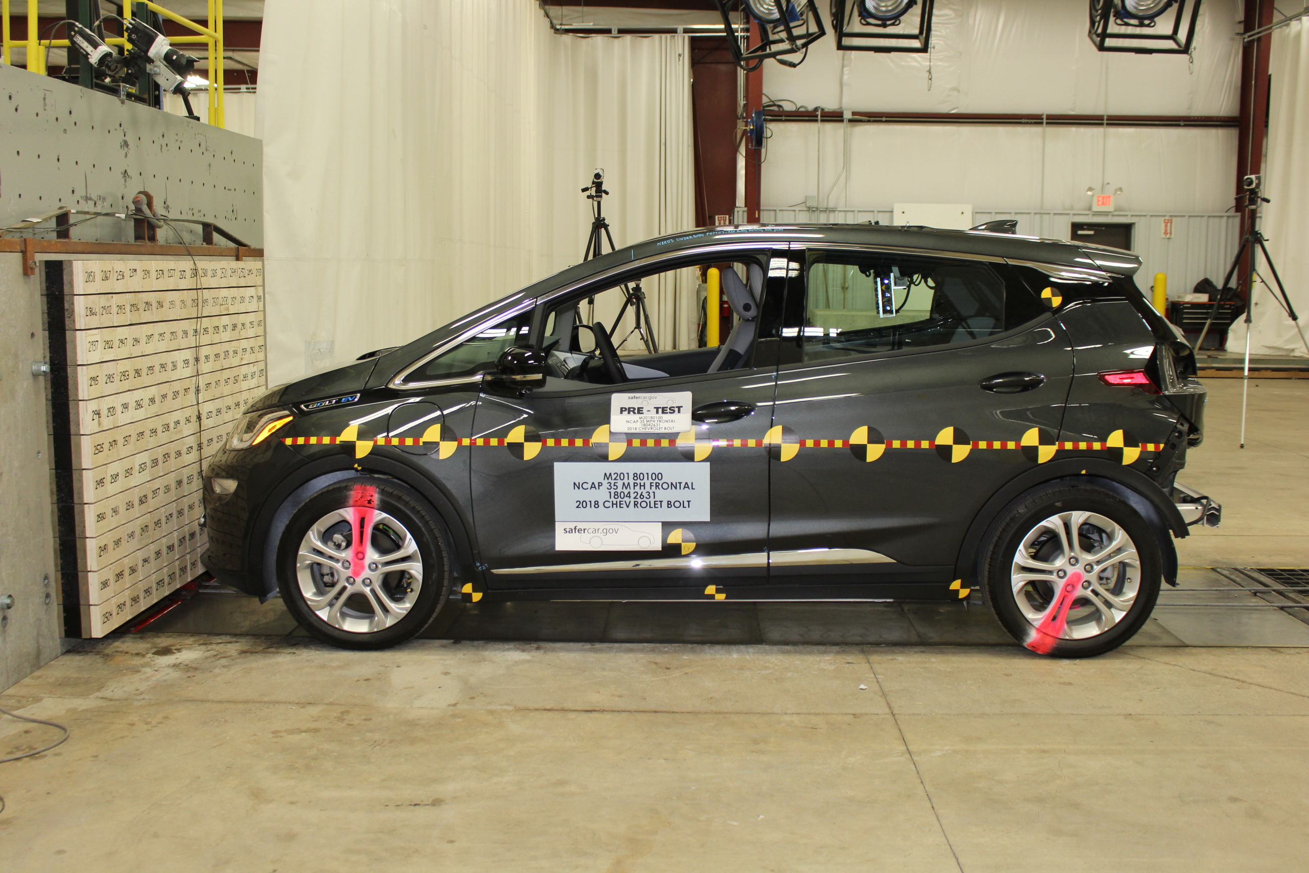 2018 CHEVROLET BOLT crash image 10