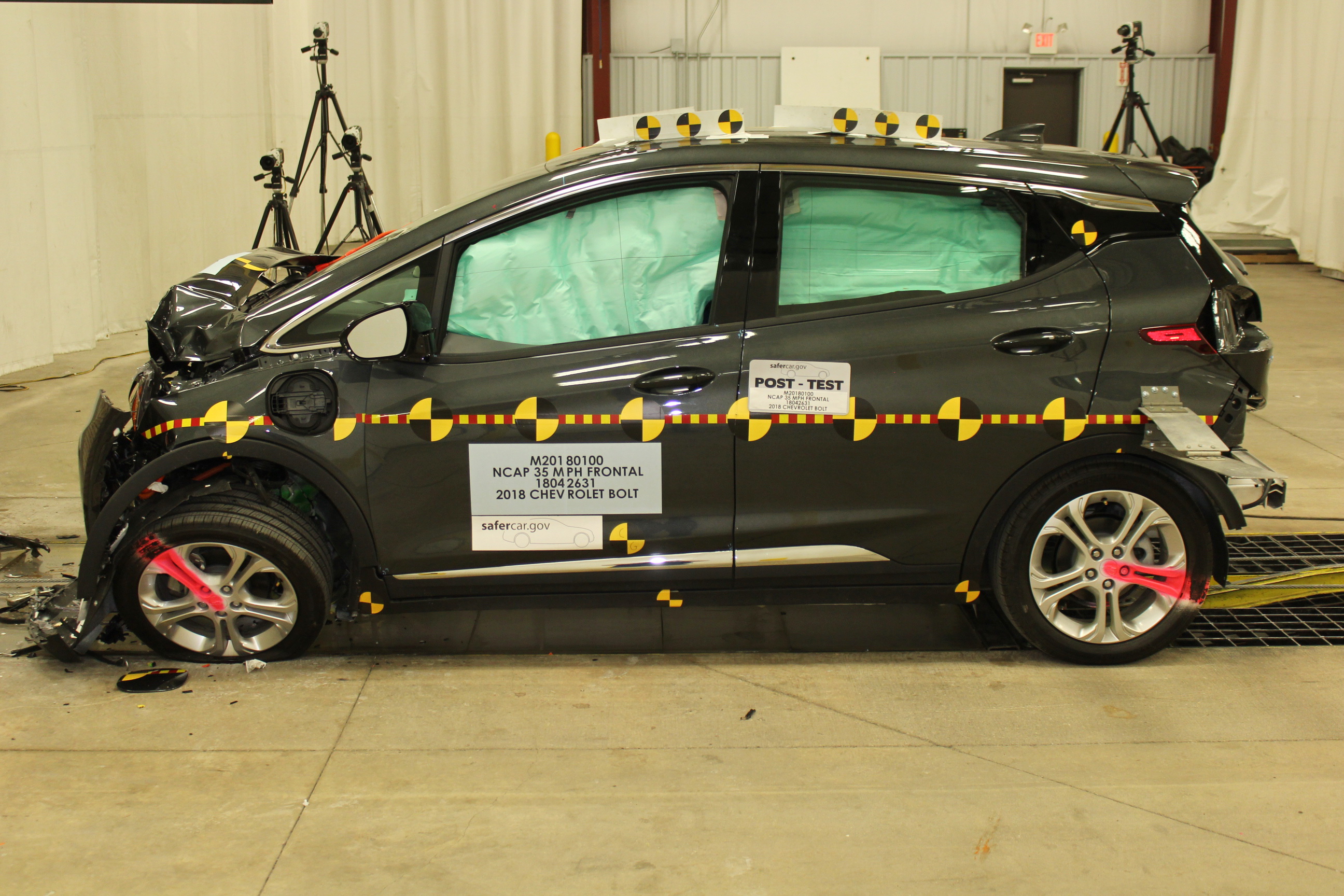 2018 CHEVROLET BOLT crash image 11