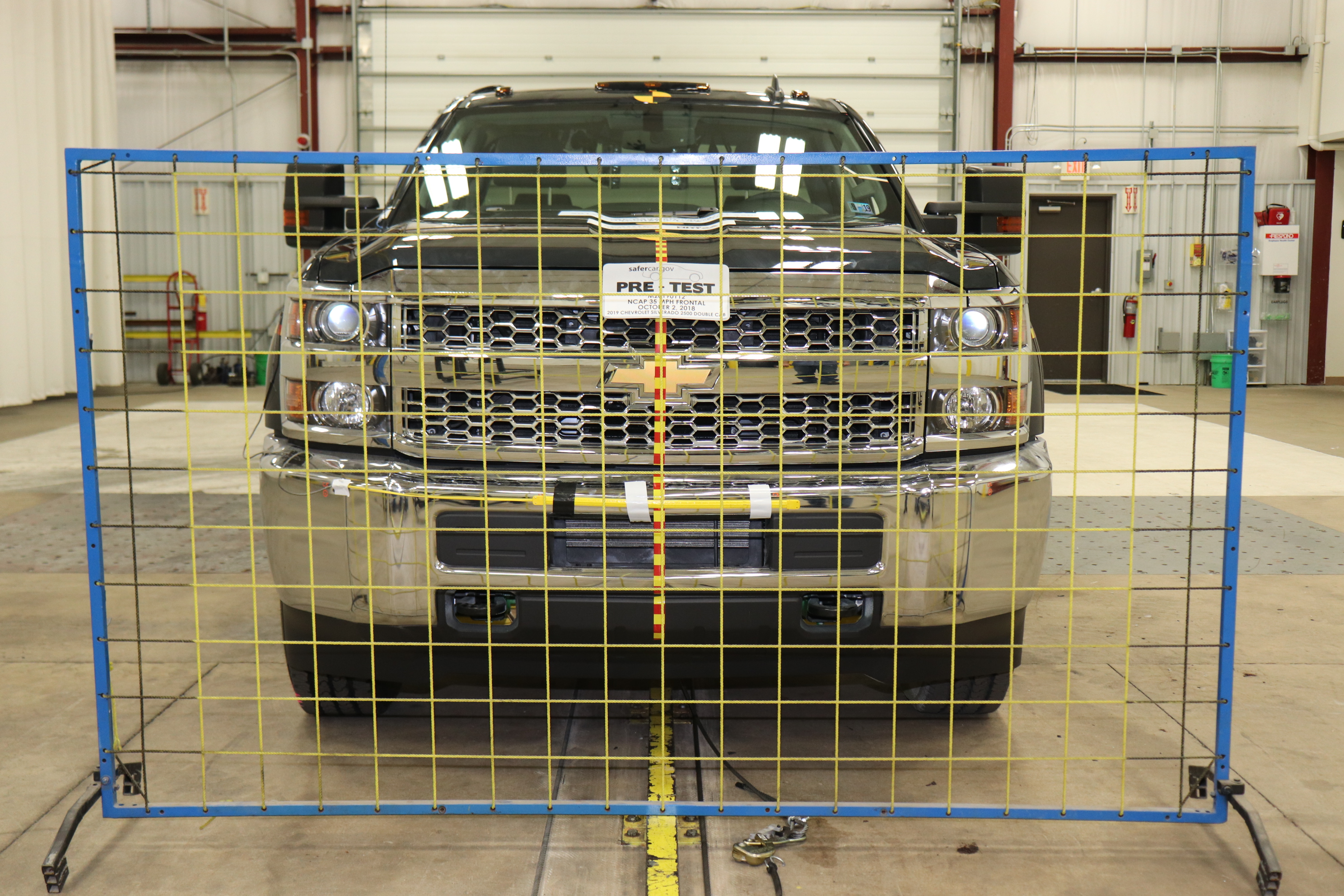 2019 CHEVROLET SILVERADO 2500 crash image