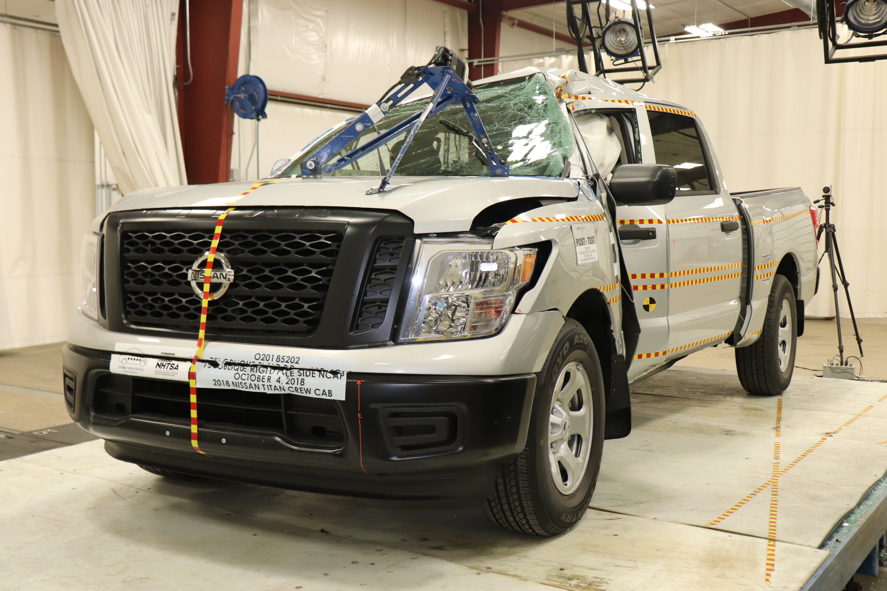 2018 NISSAN TITAN crash image 6