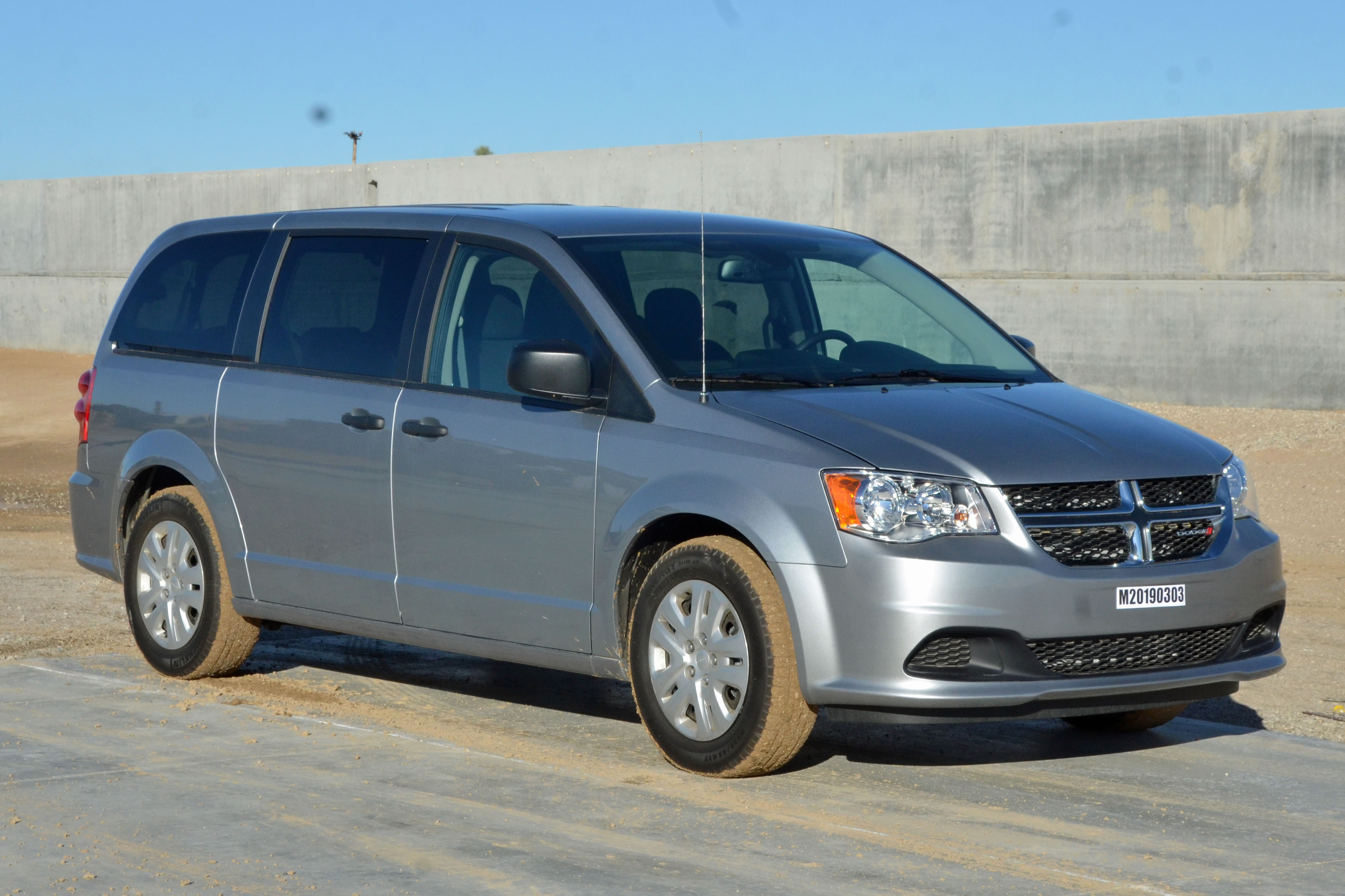 2019 DODGE GRAND CARAVAN crash image